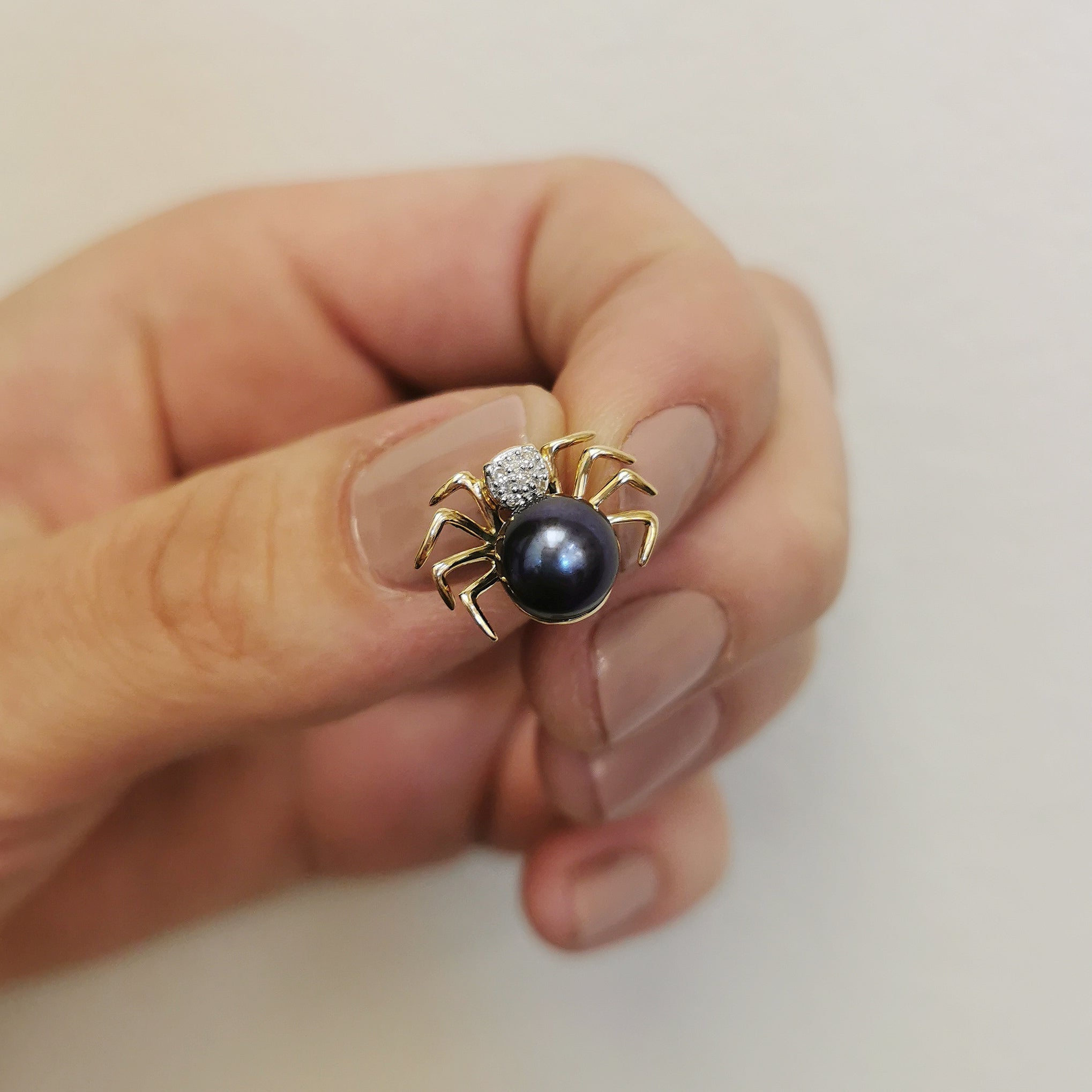 Black Pearl Spider Pendant | 3.50ct, 0.02ctw |