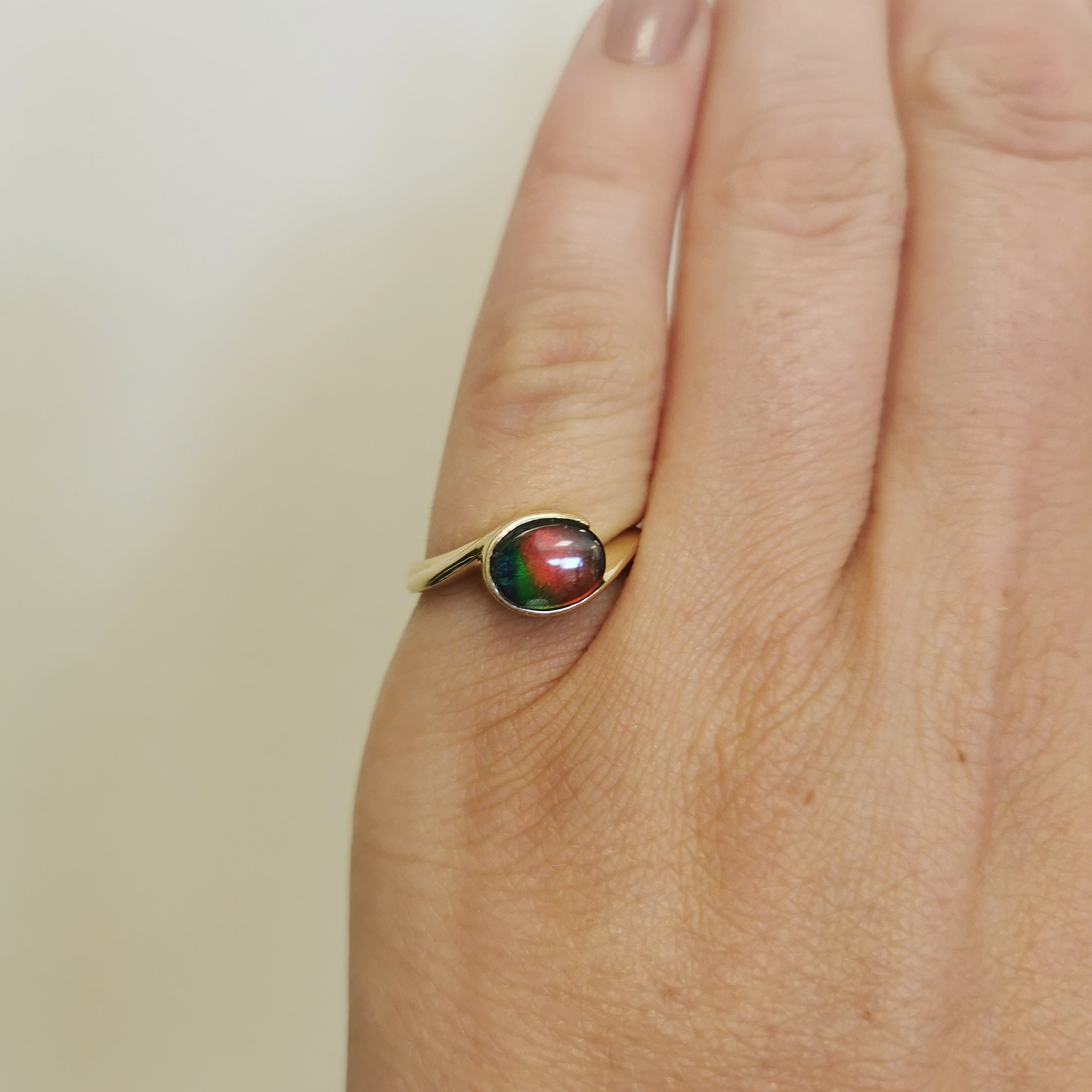 Solitaire Oval Ammolite Bypass Ring | 1.00ct | SZ 6 |