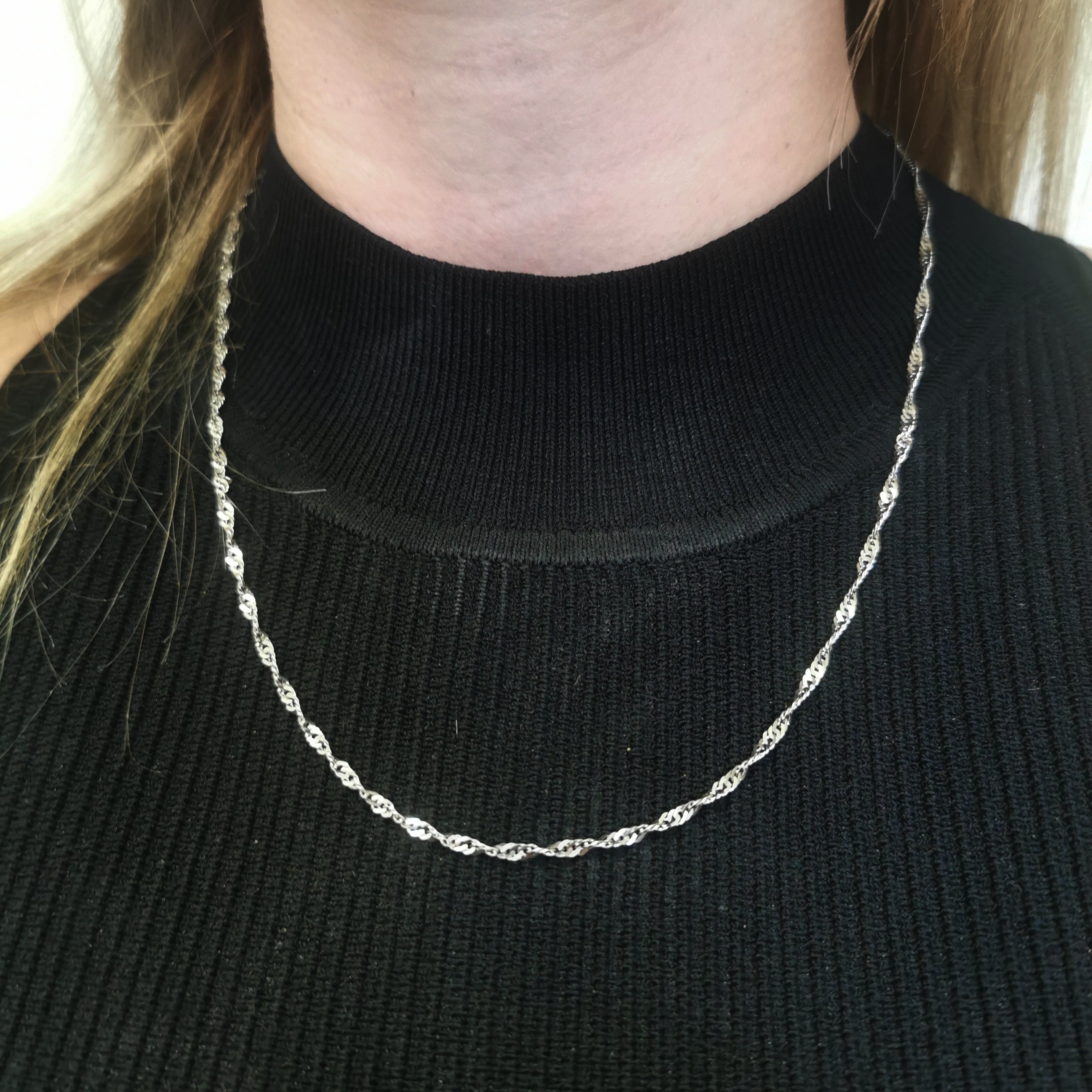 14k White Gold Singapore Chain | 20" |