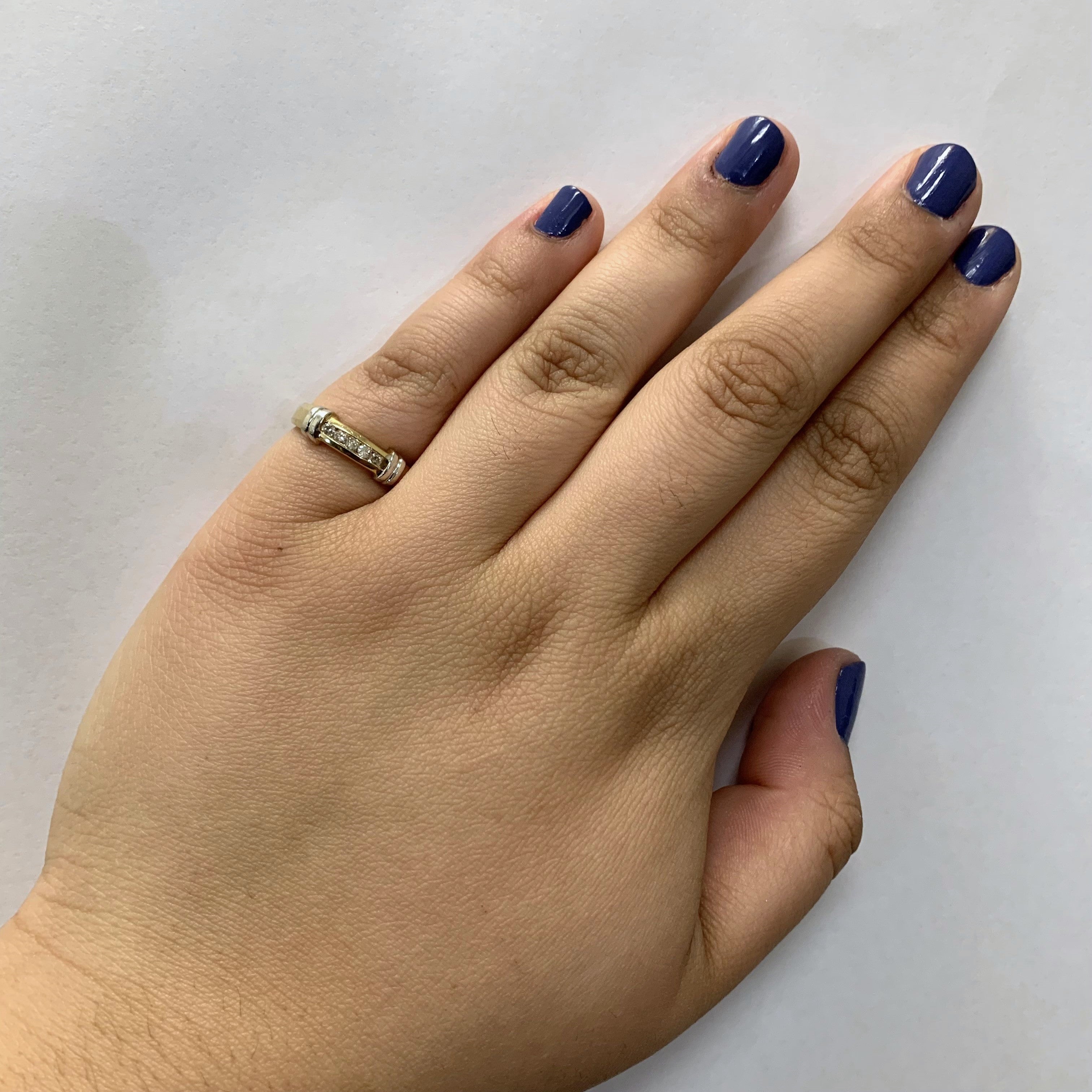 Channel Set Diamond Ring | 0.12ctw | SZ 6.25 |