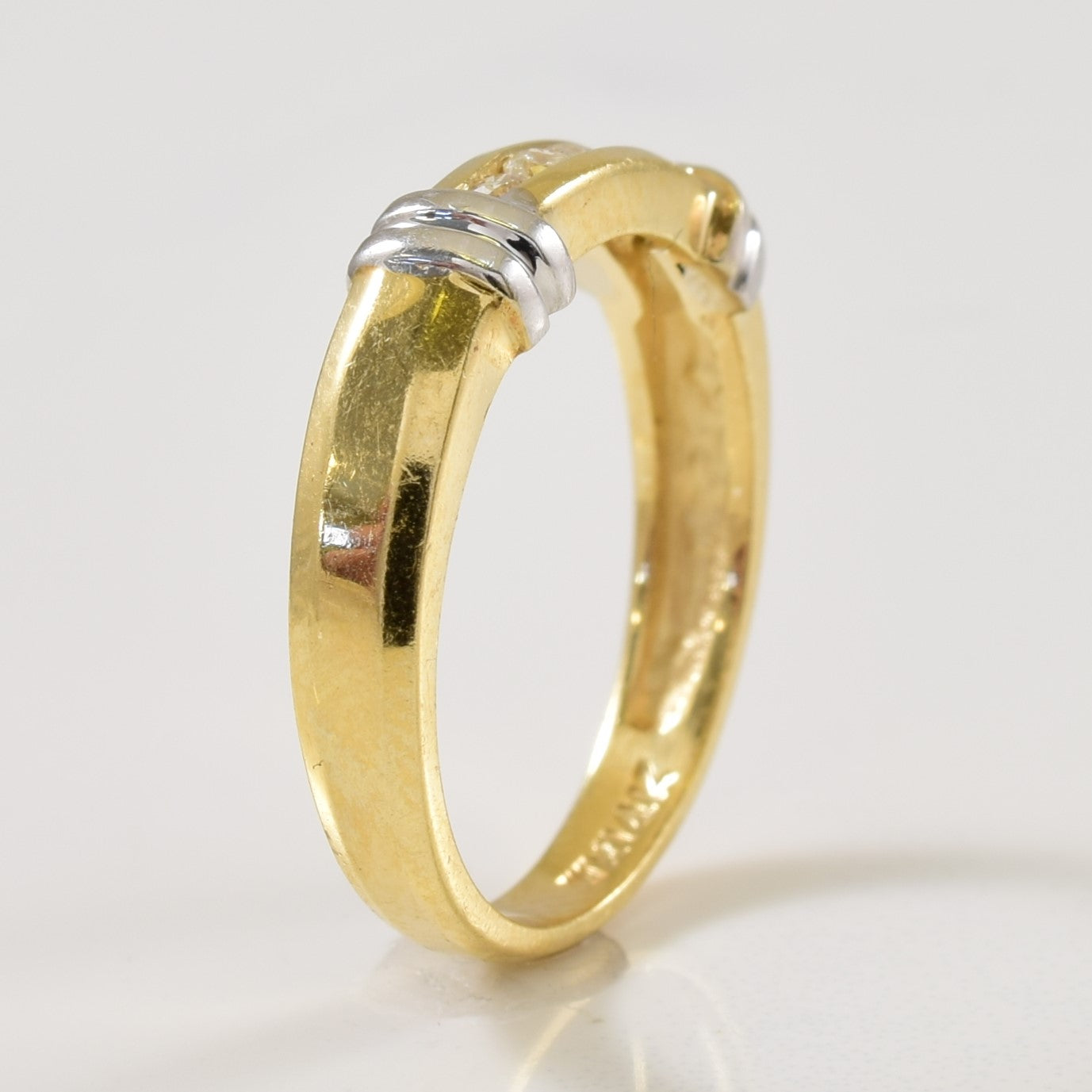 Channel Set Diamond Ring | 0.12ctw | SZ 6.25 |