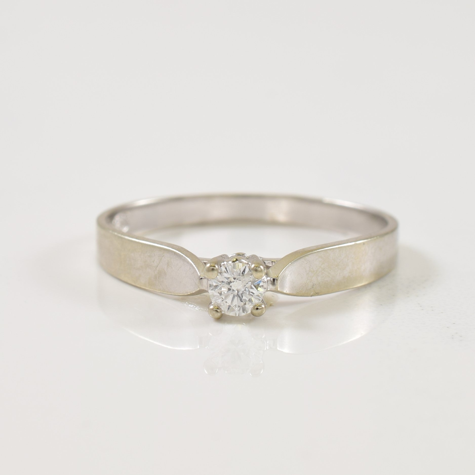 Bague solitaire en diamant | 0,09 ct | Taille 6,25 |