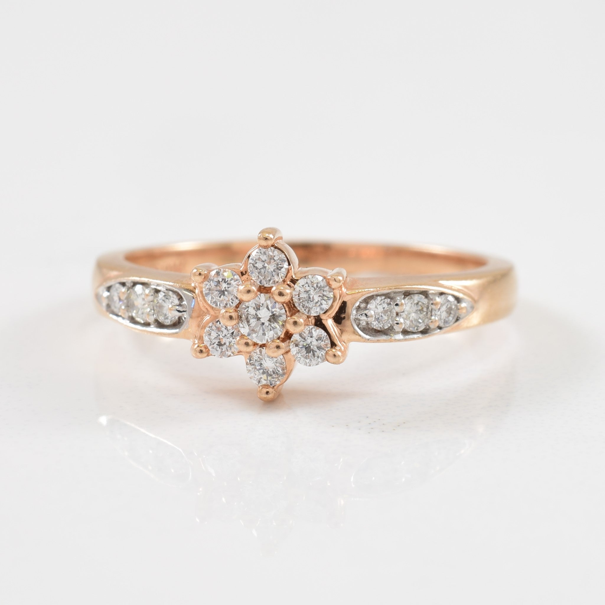 Diamond Cluster Ring | 0.25ctw | SZ 6.5 |