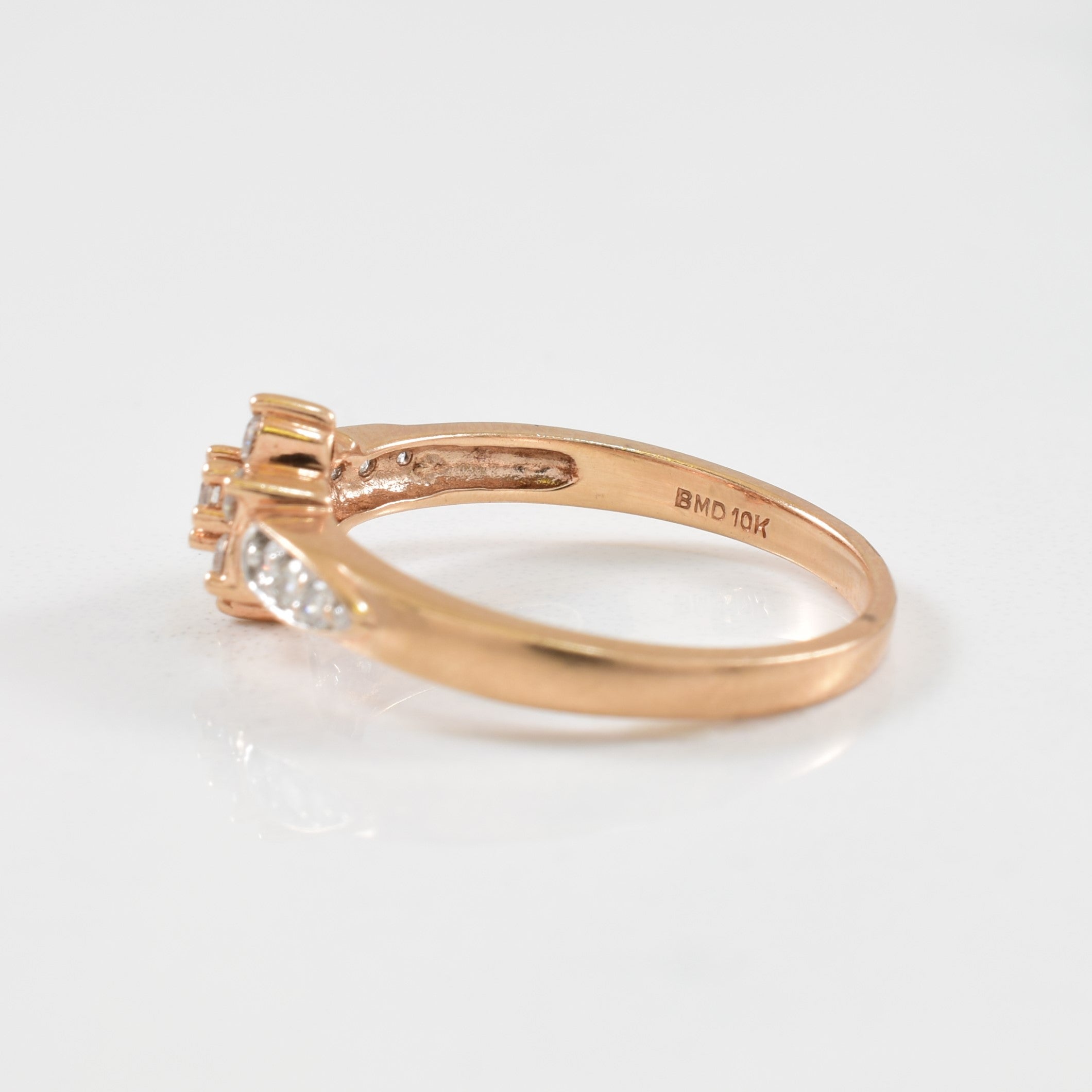 Diamond Cluster Ring | 0.25ctw | SZ 6.5 |