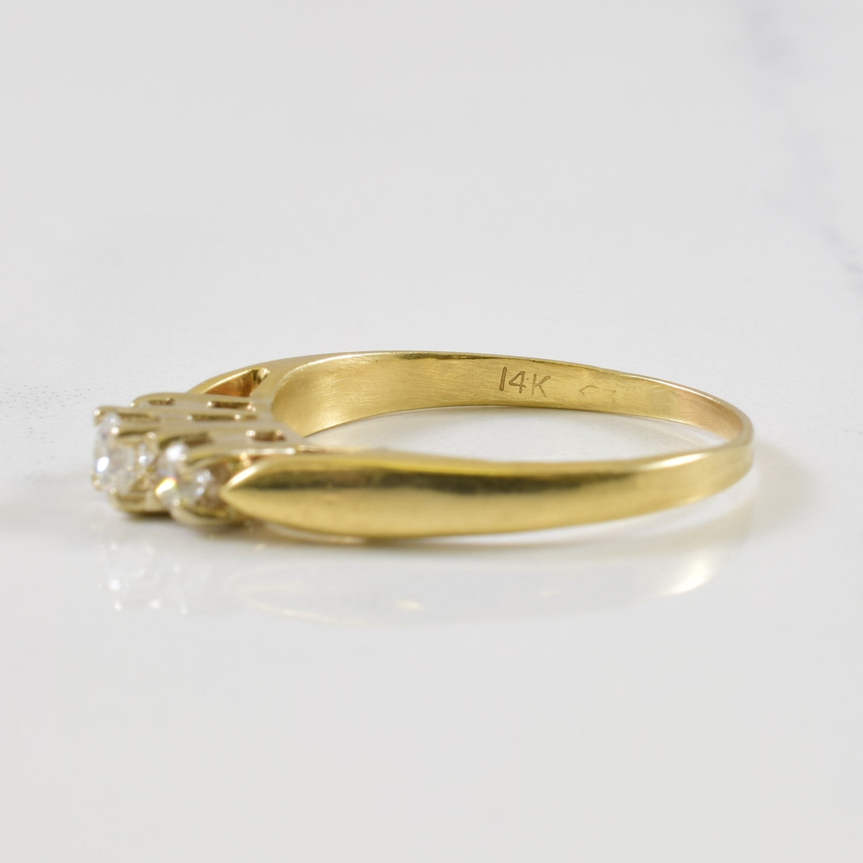 Three Stone Diamond Ring | 0.23ctw | SZ 6.75 |