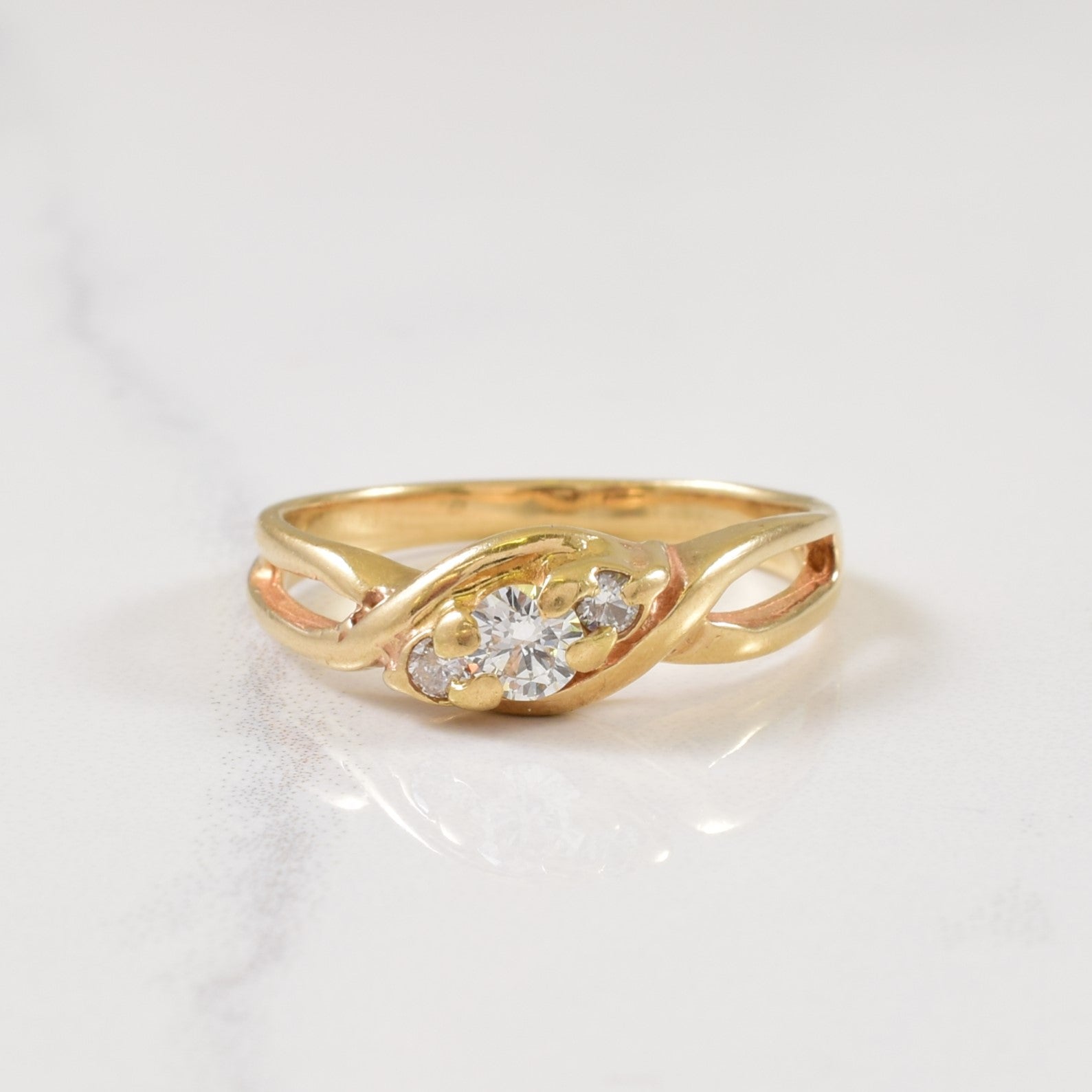 Diamond Bypass Ring | 0.21ctw | SZ 6.75 |