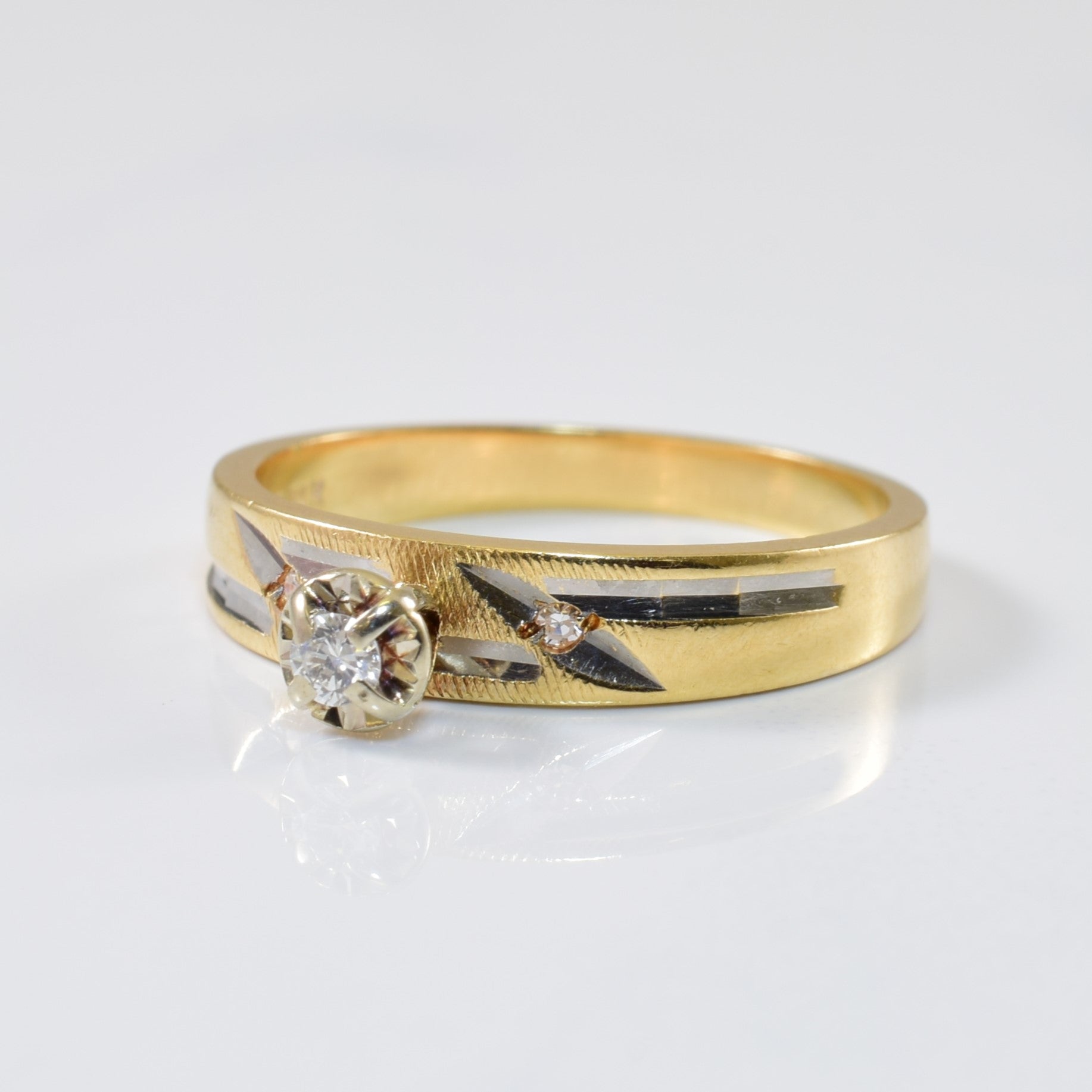 Pronged Diamond Ring | 0.05ctw | SZ 6.5 |