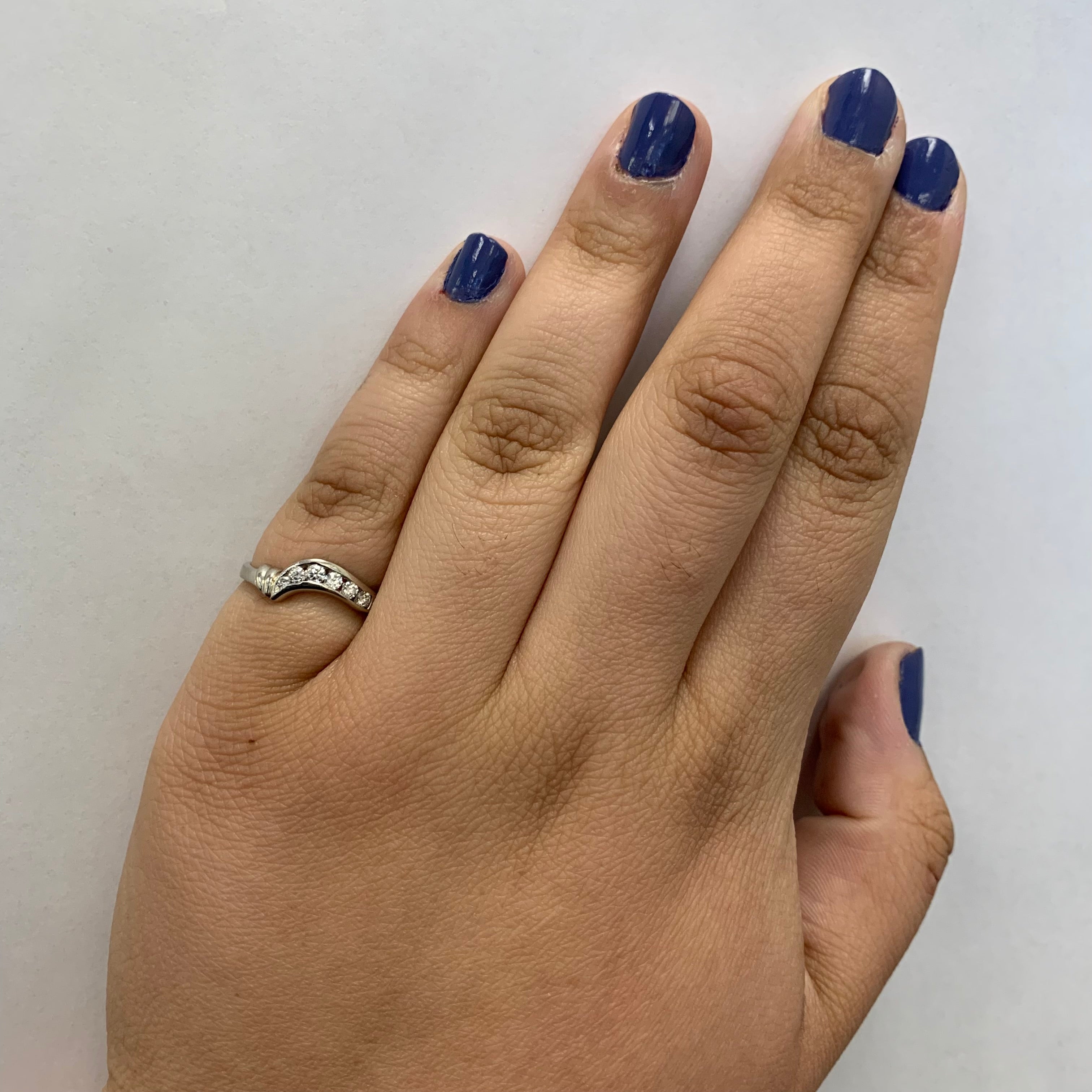Channel Set Diamond Chevron Ring | 0.18ctw | SZ 5.75 |