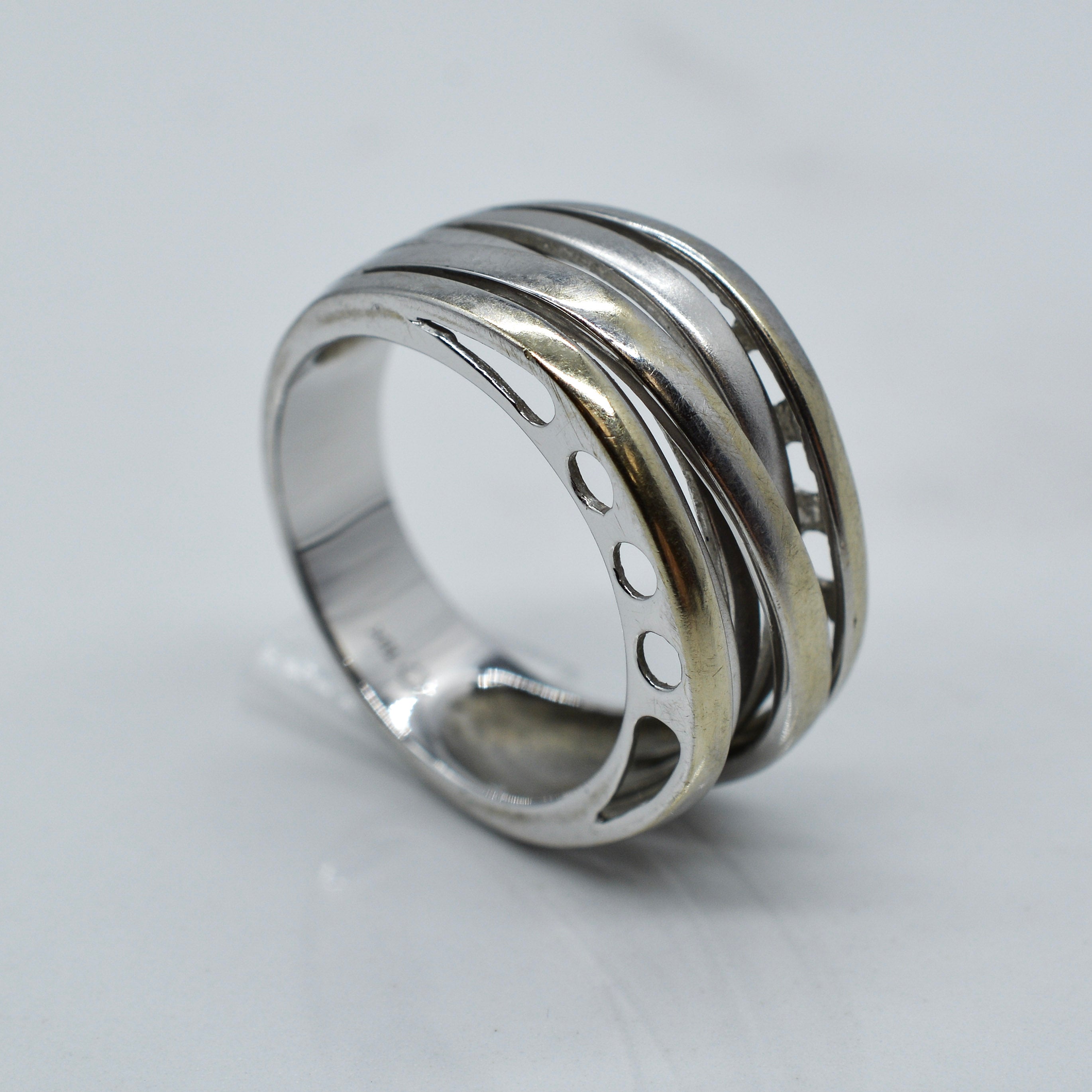 Bague torsadée à plusieurs rangs en or blanc | Taille 7,25 |