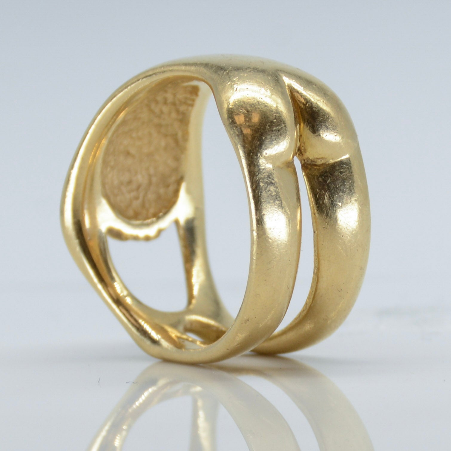 Yellow Gold Female Yoga Ring | SZ 10.25 |