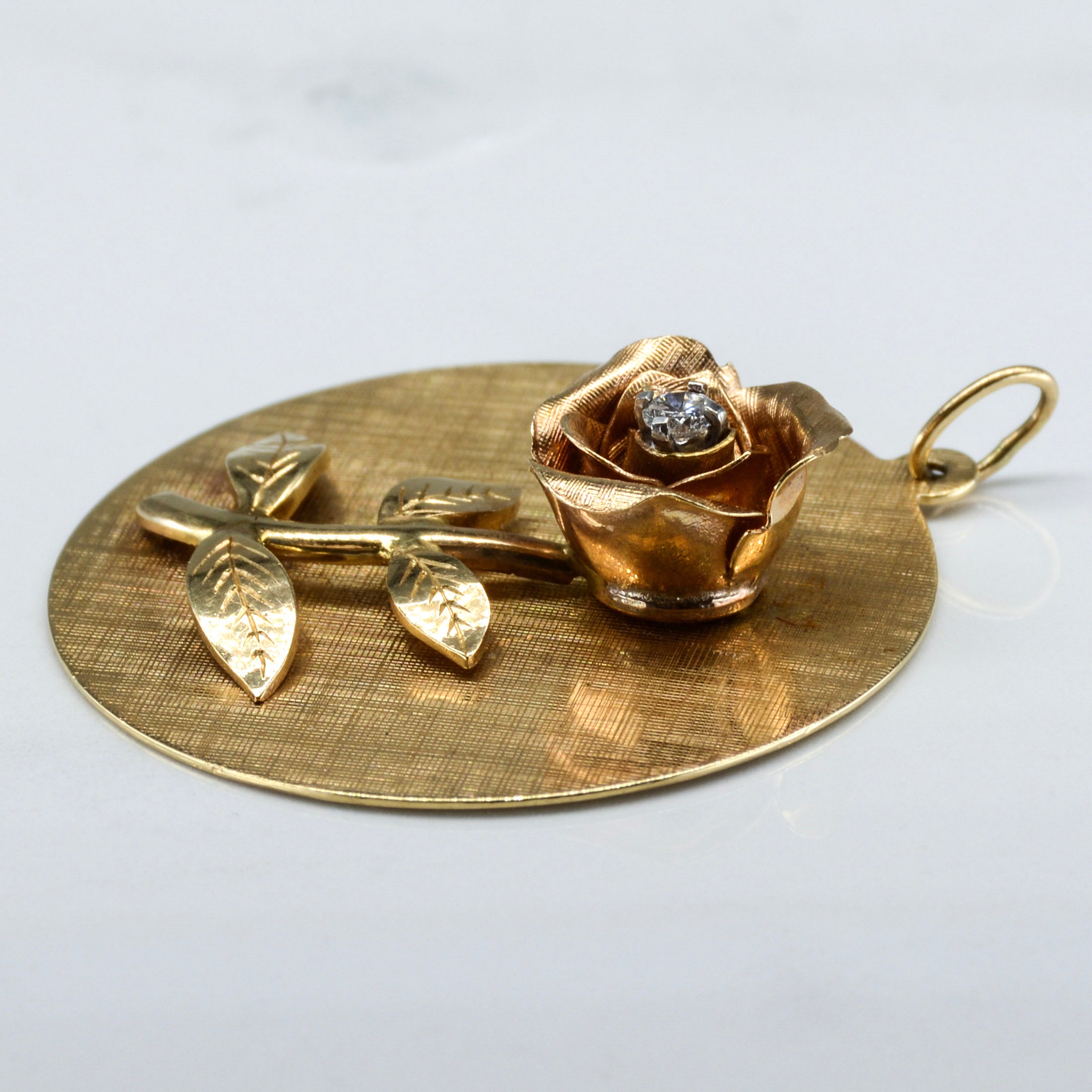 1970s Textured Diamond Rose Pendant |