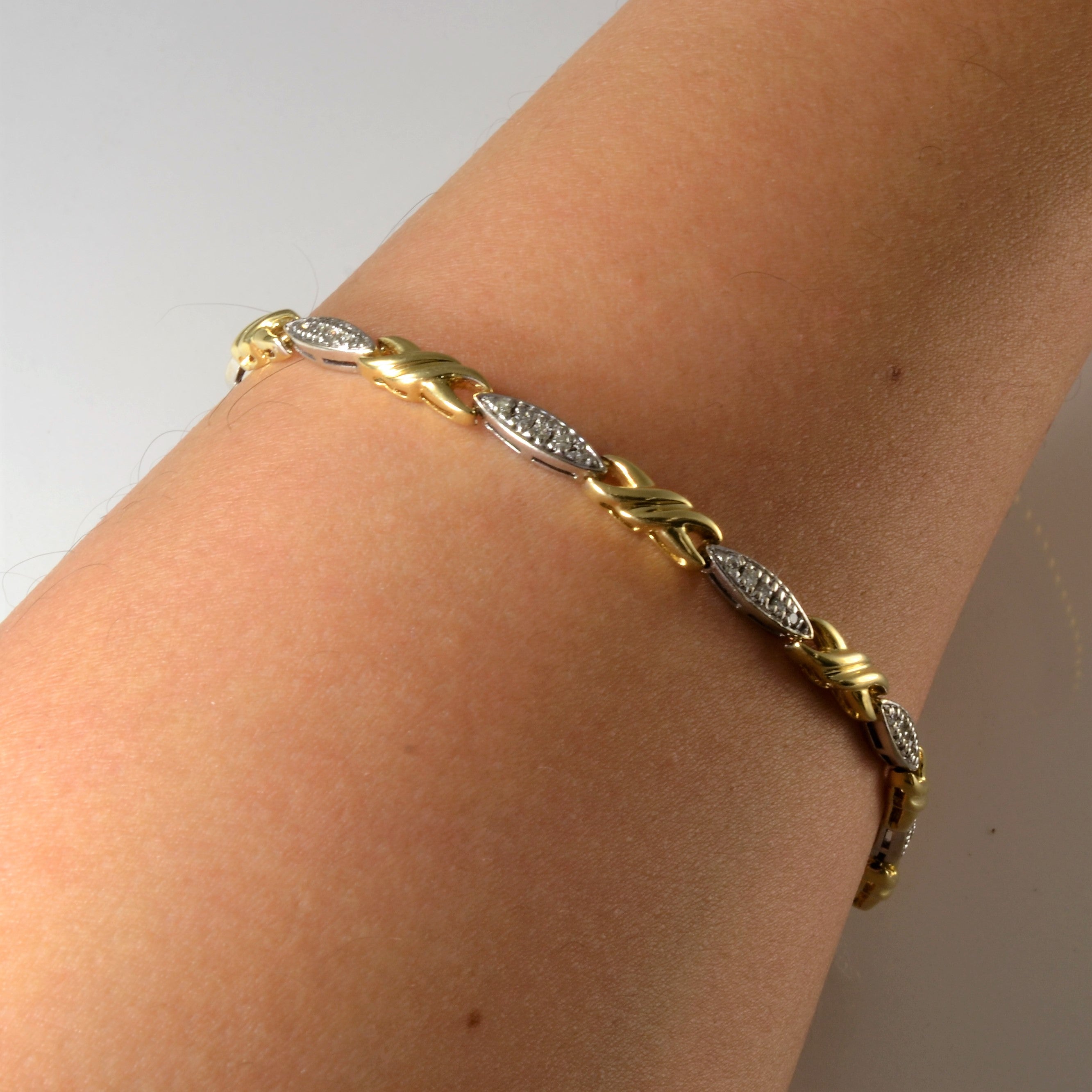 Diamond X Link Chain Bracelet | 0.41ctw | 7" |