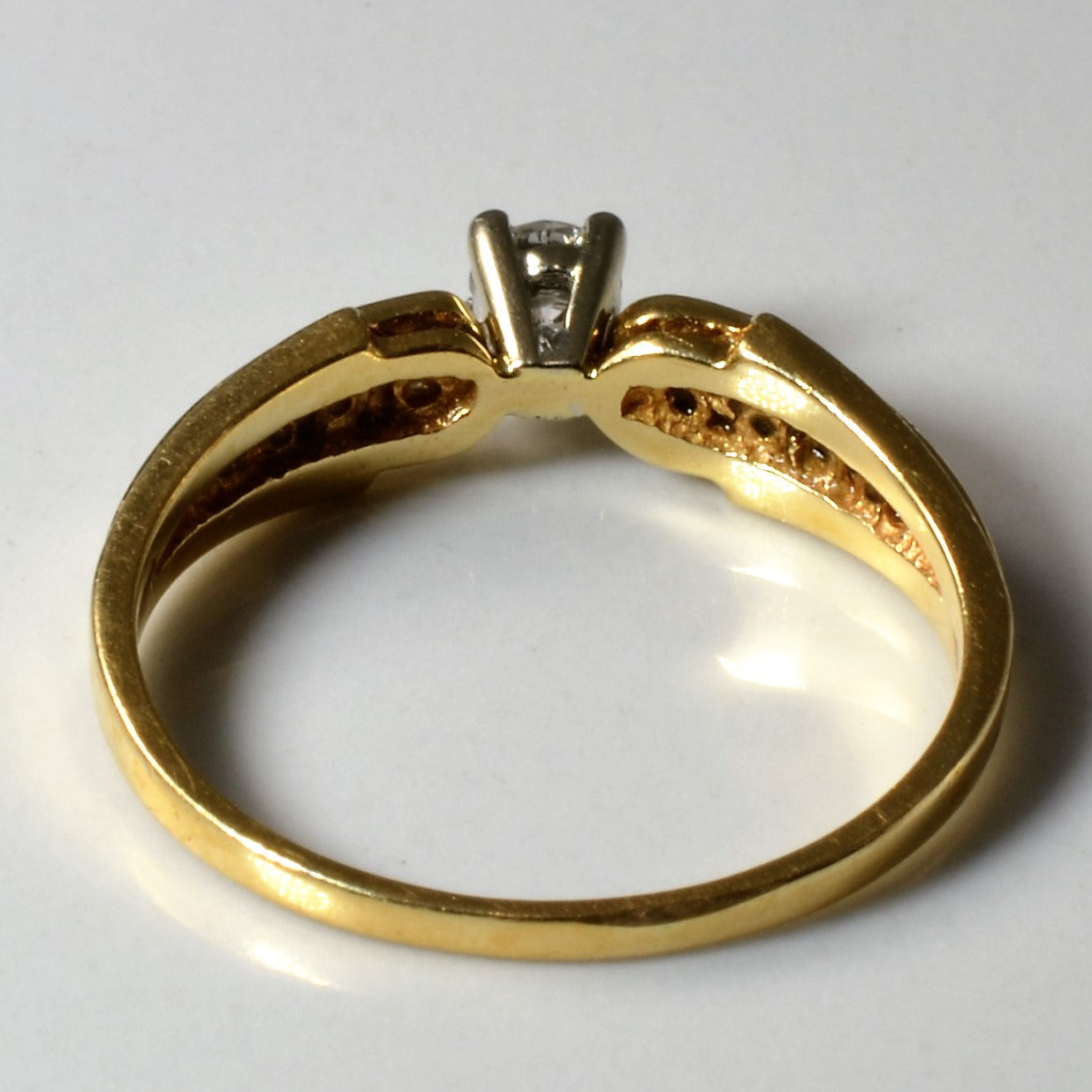 Channel Accented Diamond Ring | 0.24ctw | SZ 7.25 |