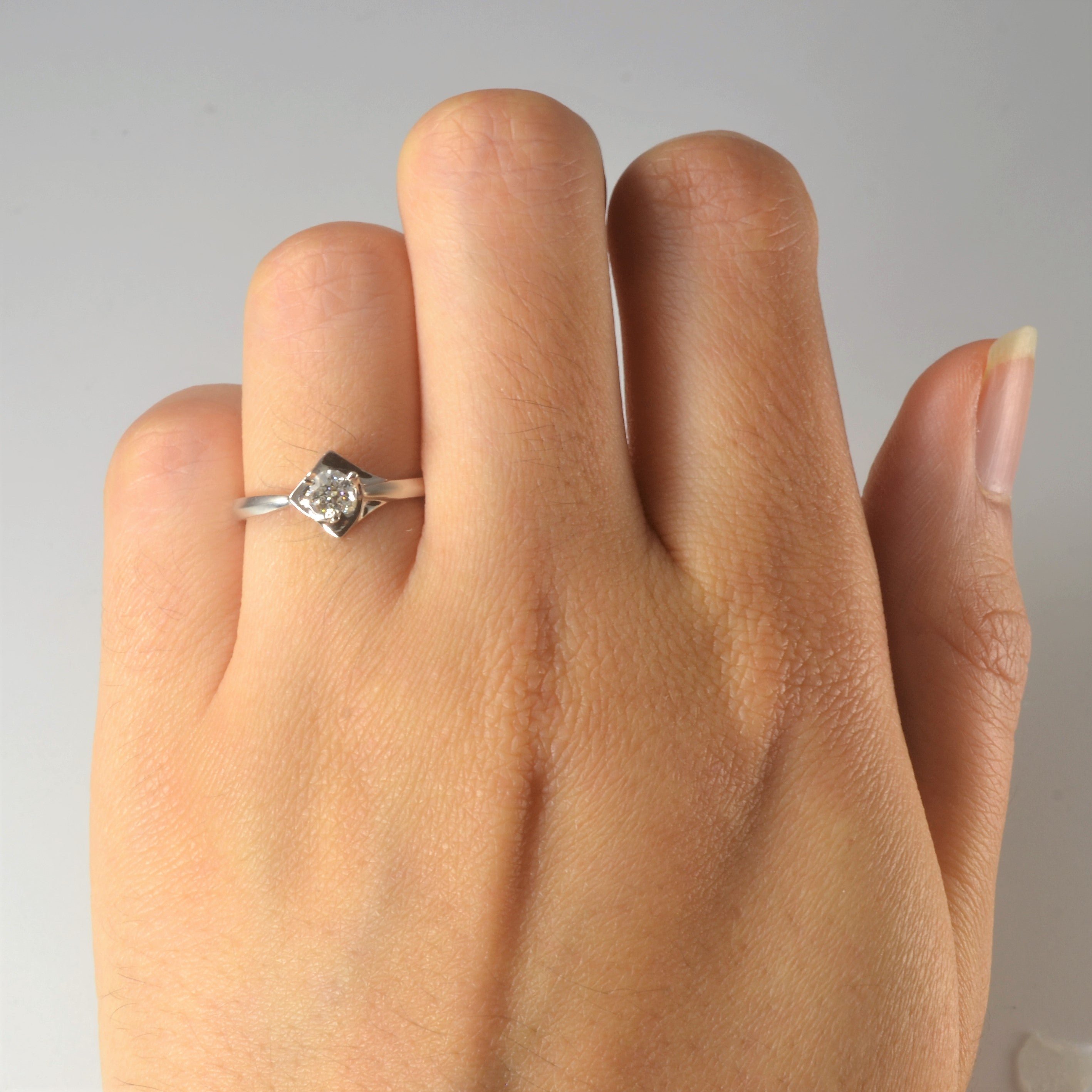 Bague de fiançailles solitaire torsadée en diamant | 0,19 ct | Taille 5,25 |