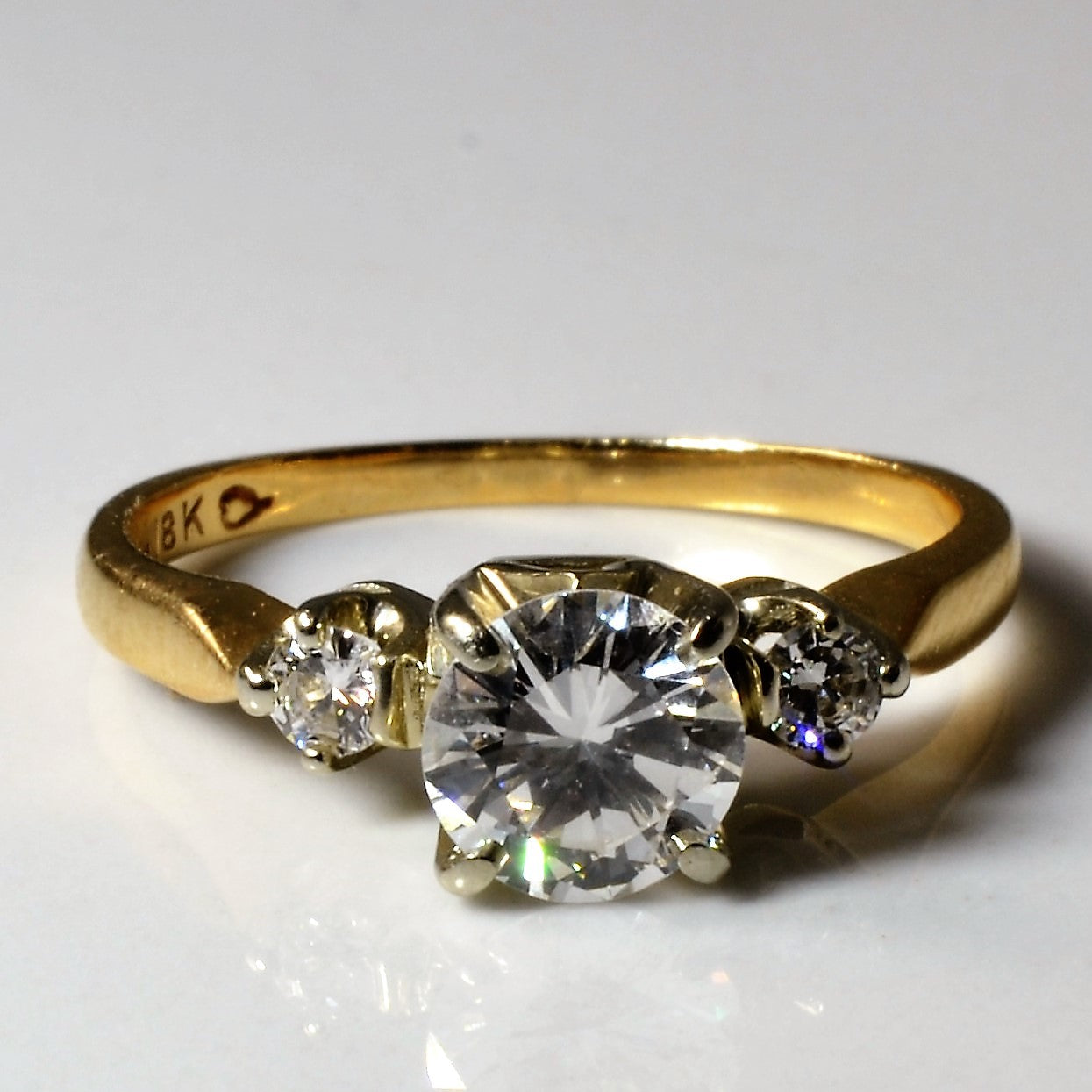 Bague de fiançailles trois diamants | 0,81 ct | Taille 4,75 |