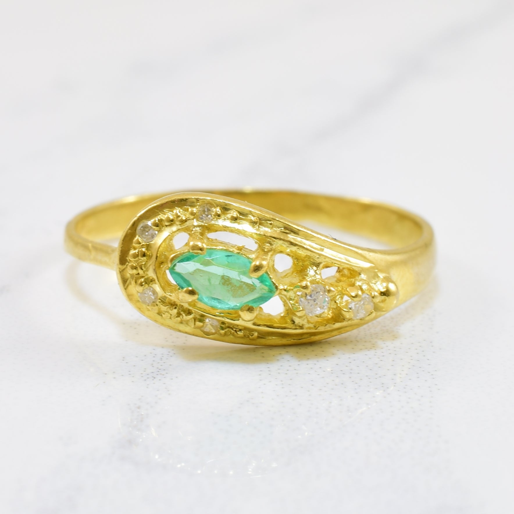 Emerald & Diamond Crossover Ring | 0.14ct, 0.05ctw | SZ 8 |