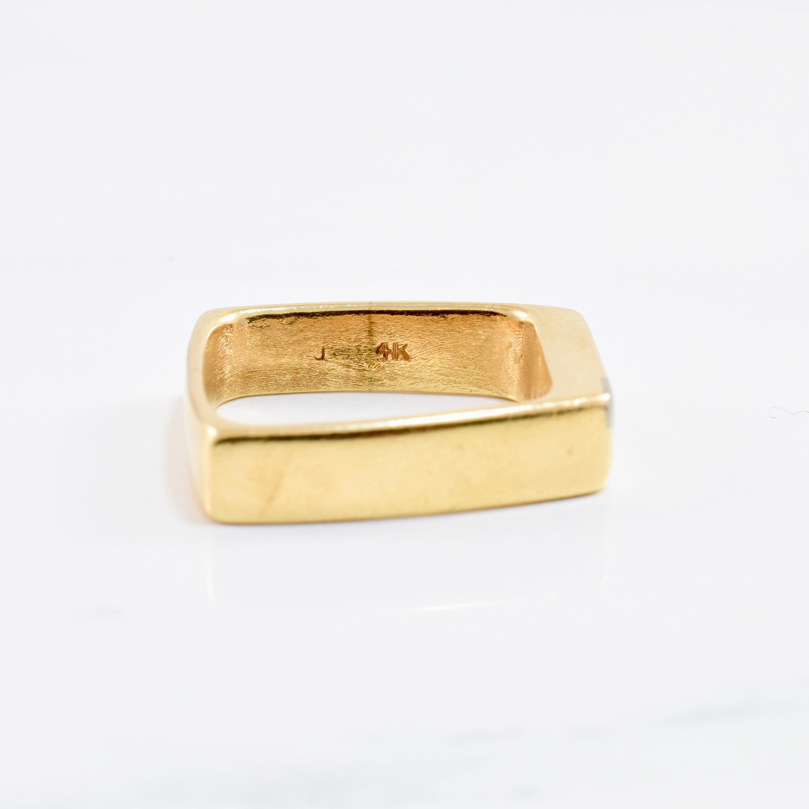 Diamond Square Band | 0.06 ctw SZ 6 |
