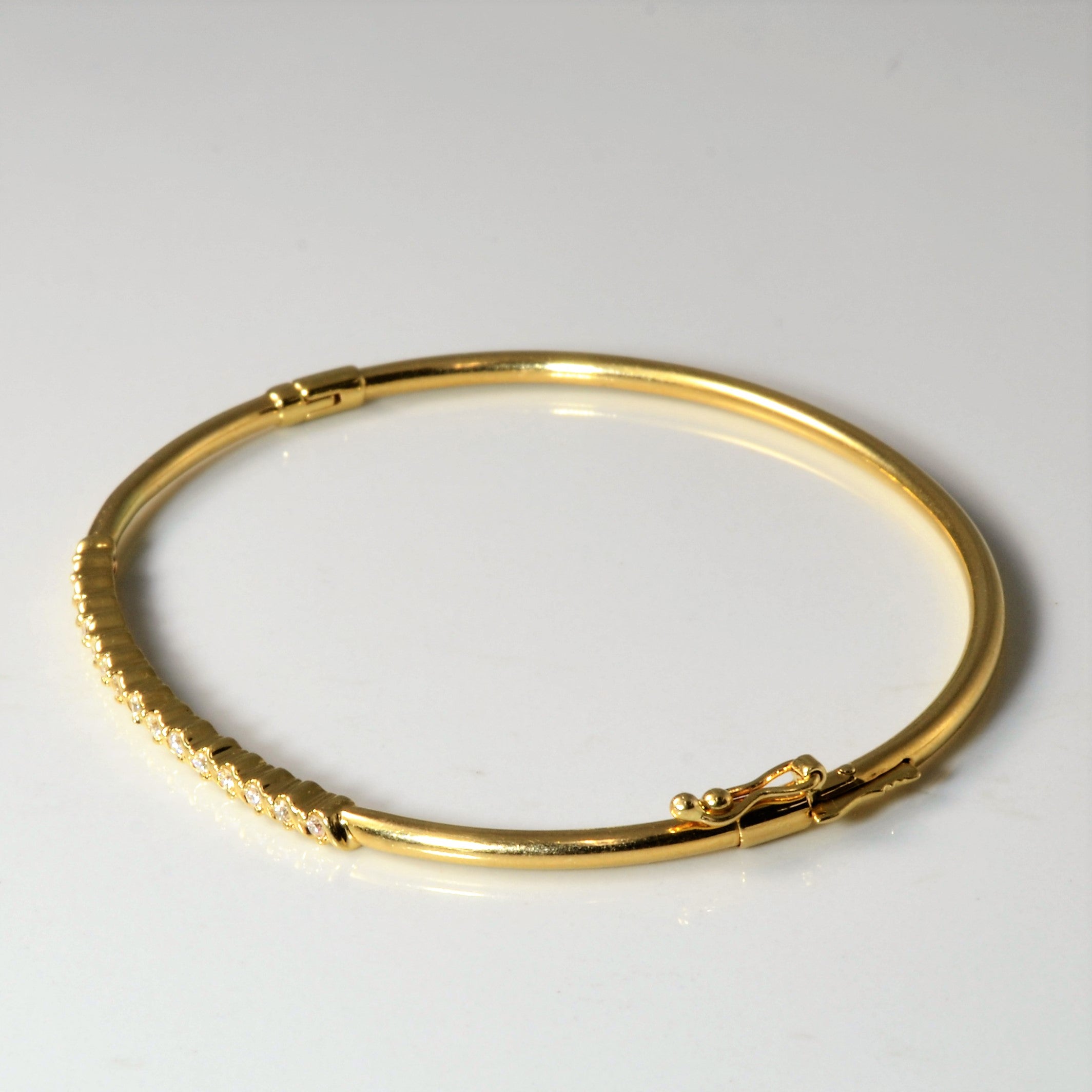 Bracelet jonc Birks pour femme en or pavé de diamants | 0,15 ct au total | 7,5 pouces |