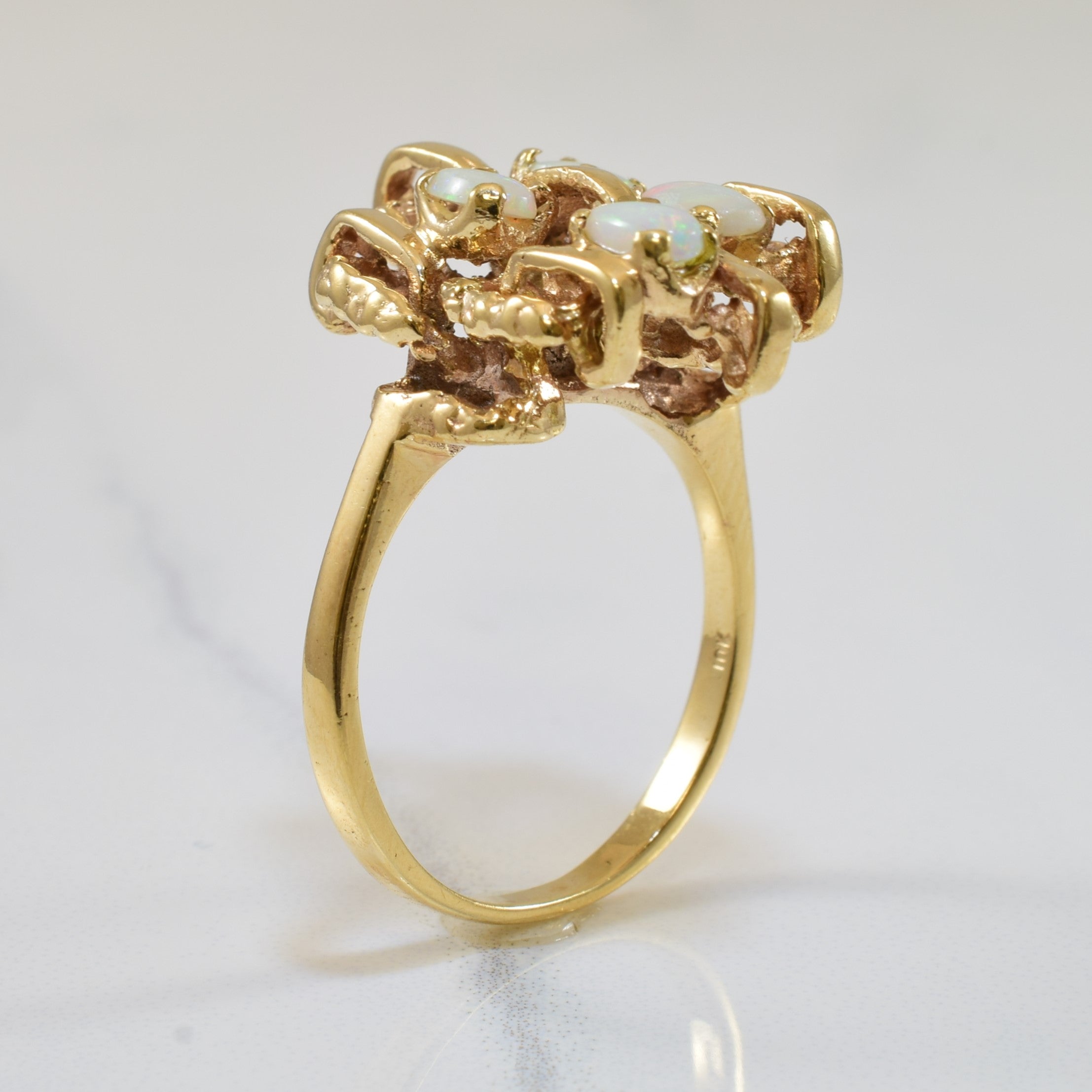 Bague abstraite ovale en opale | 0,40 ct | Taille 7,5 |