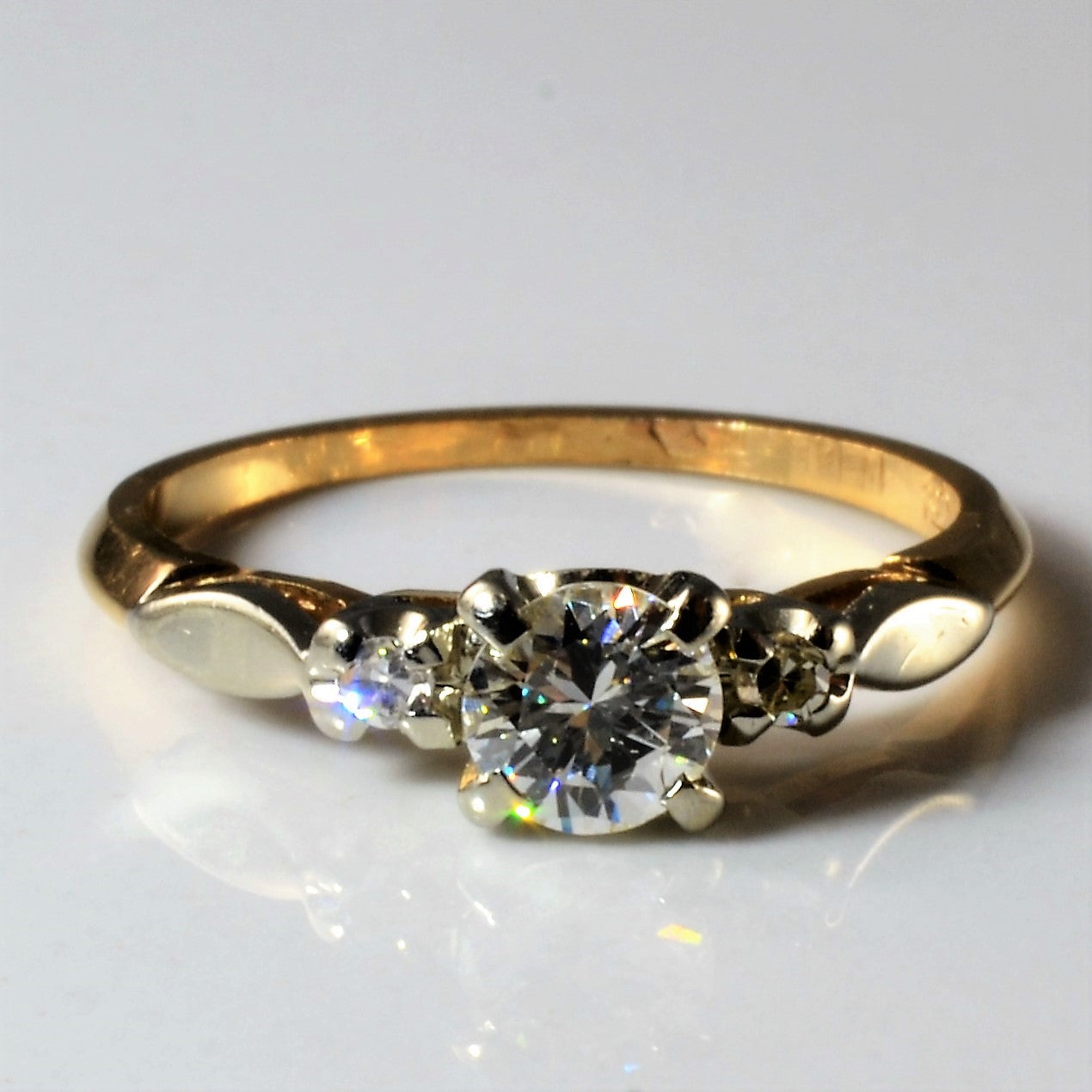 Bague trois diamants style milieu du siècle | 0,50 ct au total | Taille 6 |
