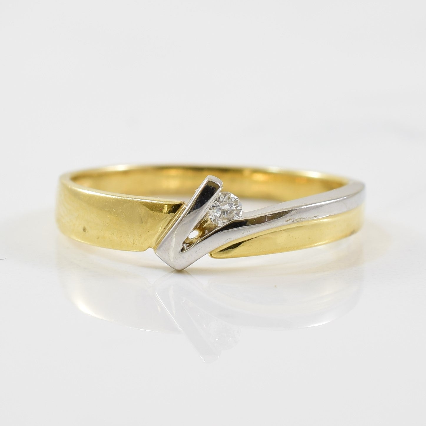 Bague unique bicolore en diamant | 0,03 ct | Taille 6,75 |