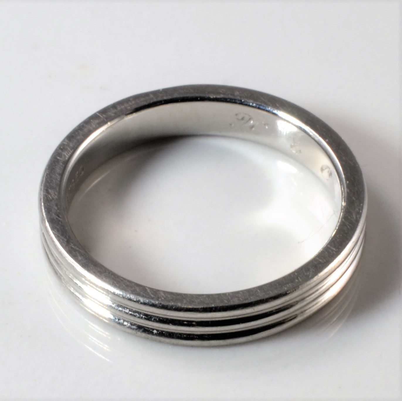 Tiffany & Co.' Platinum Band | SZ 4 |