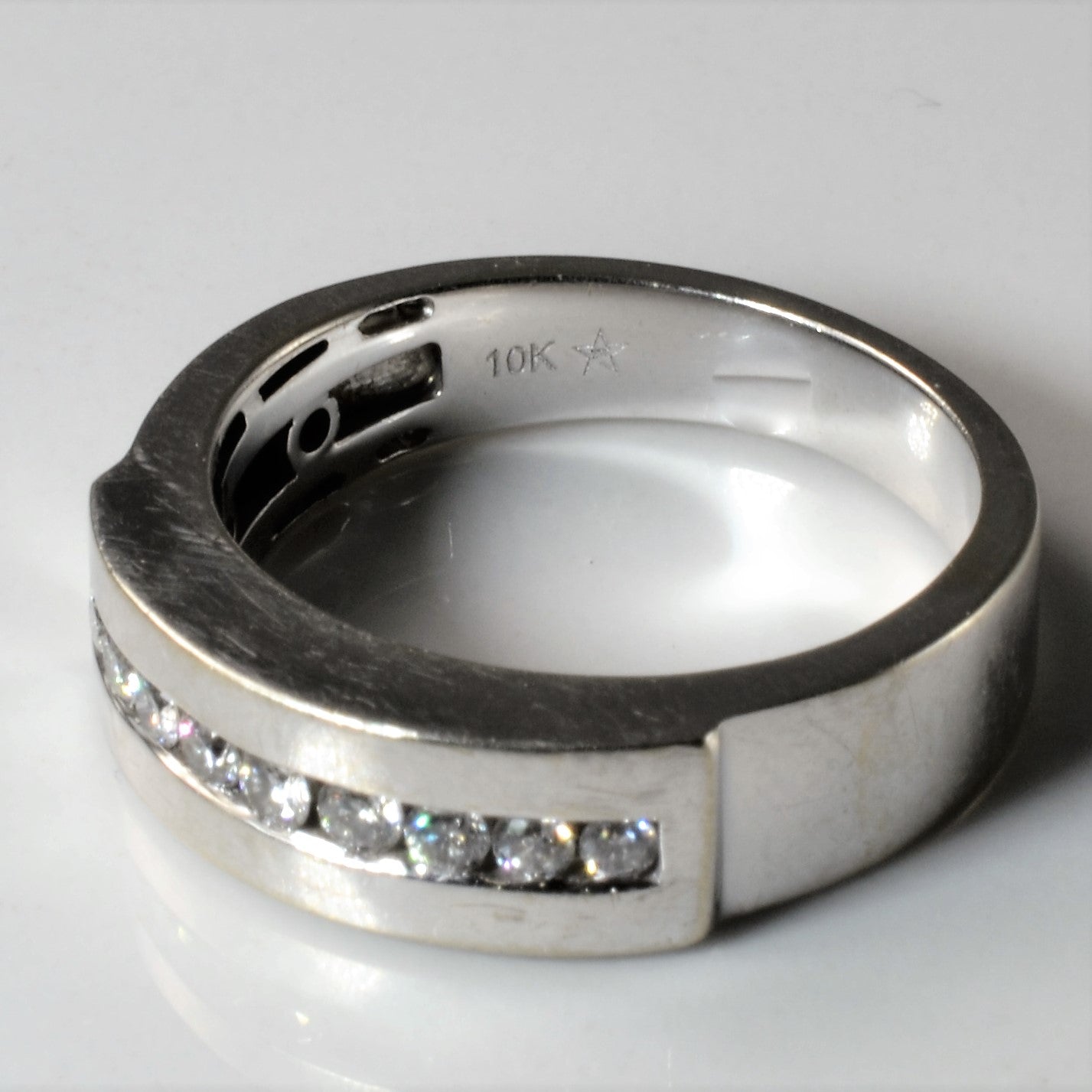 Channel Set Diamond Ring | 0.31ctw | SZ 7 |