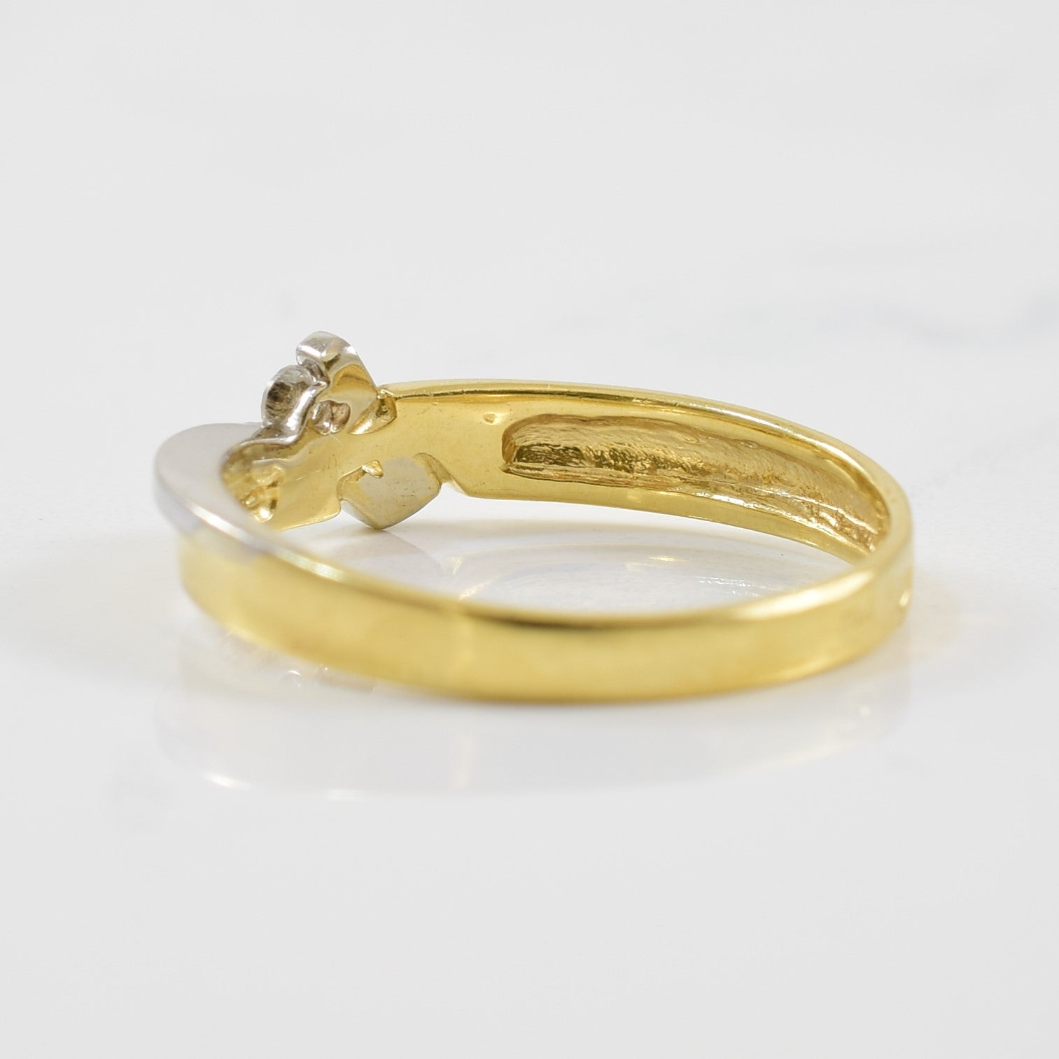 Bague unique bicolore en diamant | 0,03 ct | Taille 6,75 |