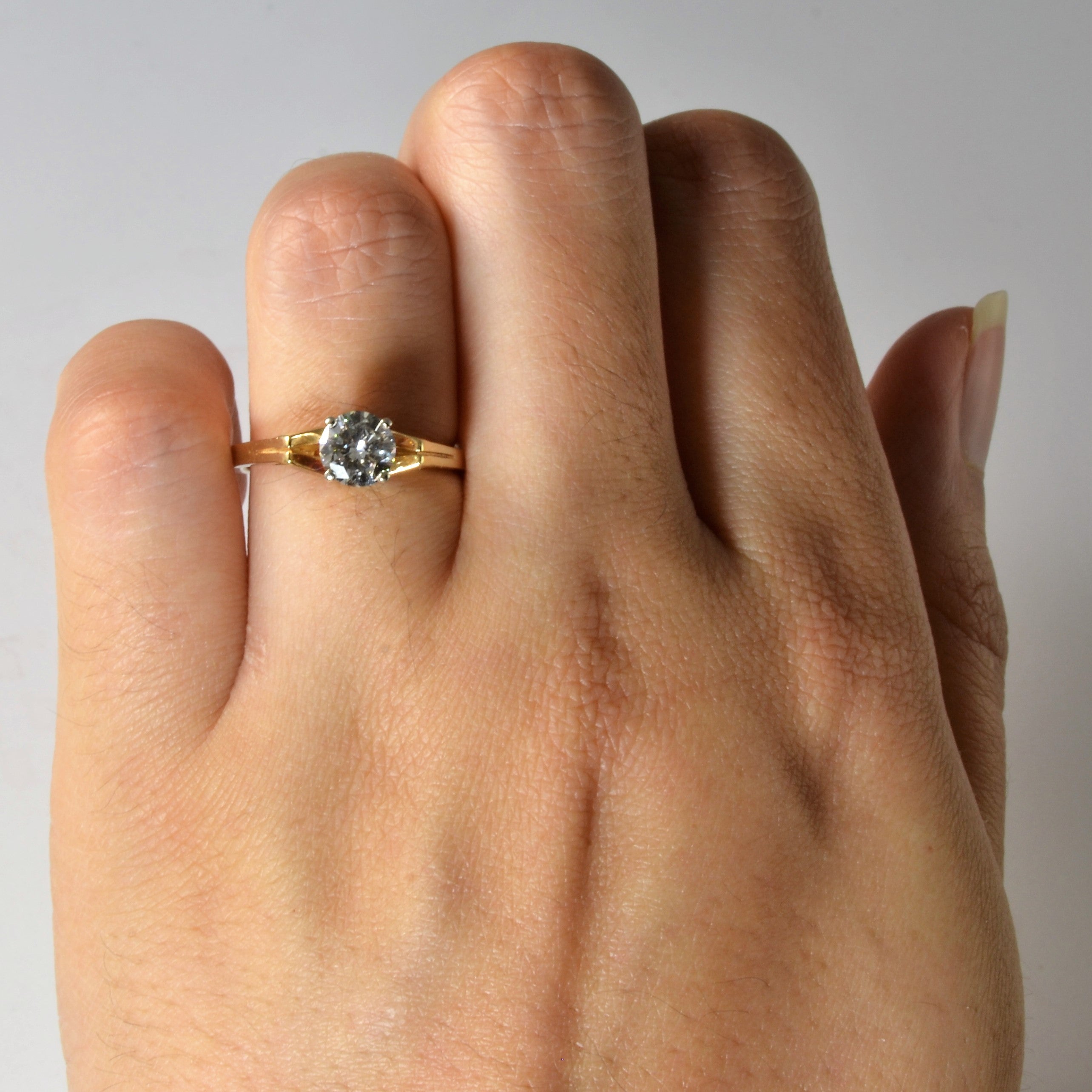 Bague de fiançailles solitaire Chevron | 0,67 ct | Taille 5,5 |
