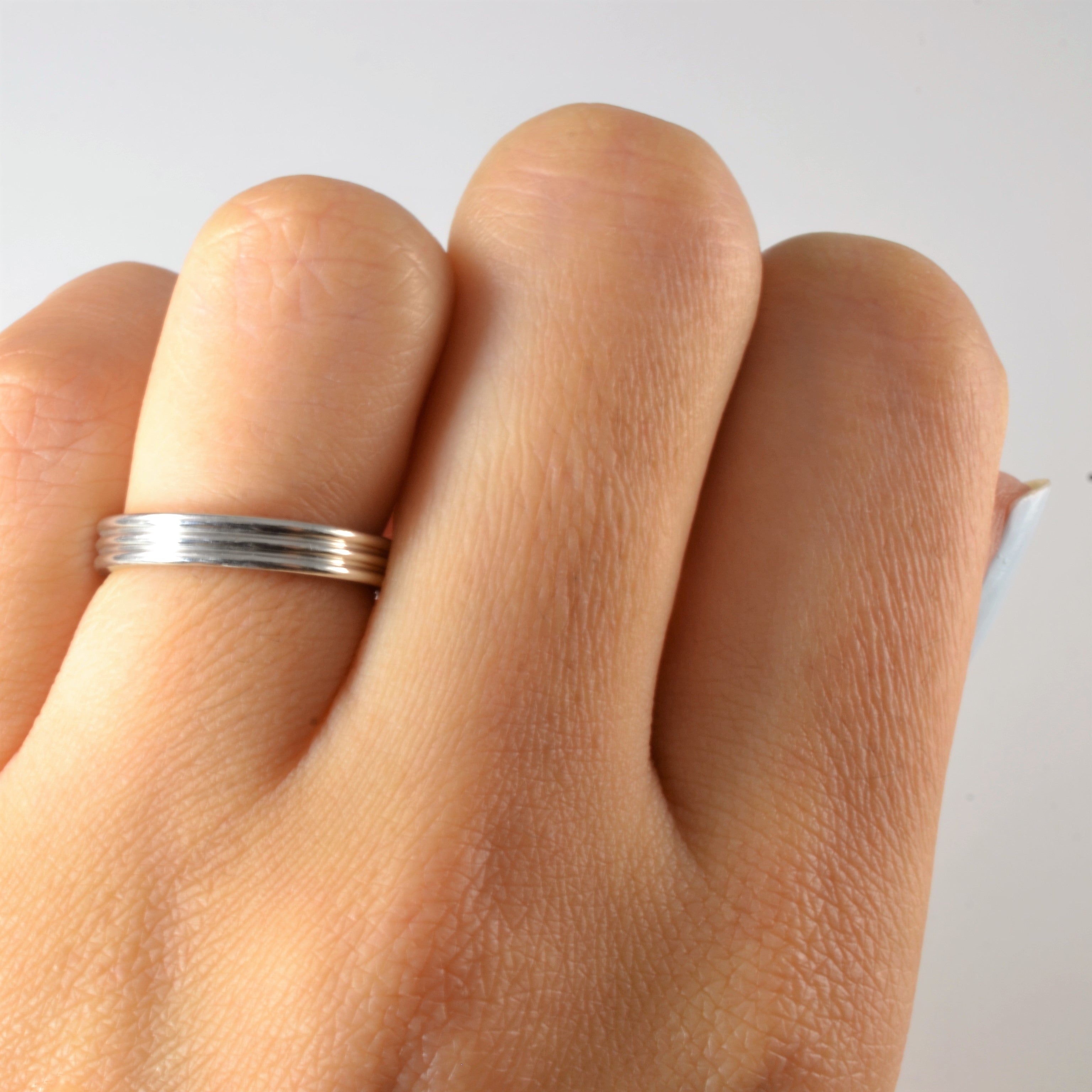 Tiffany & Co.' Platinum Band | SZ 4 |