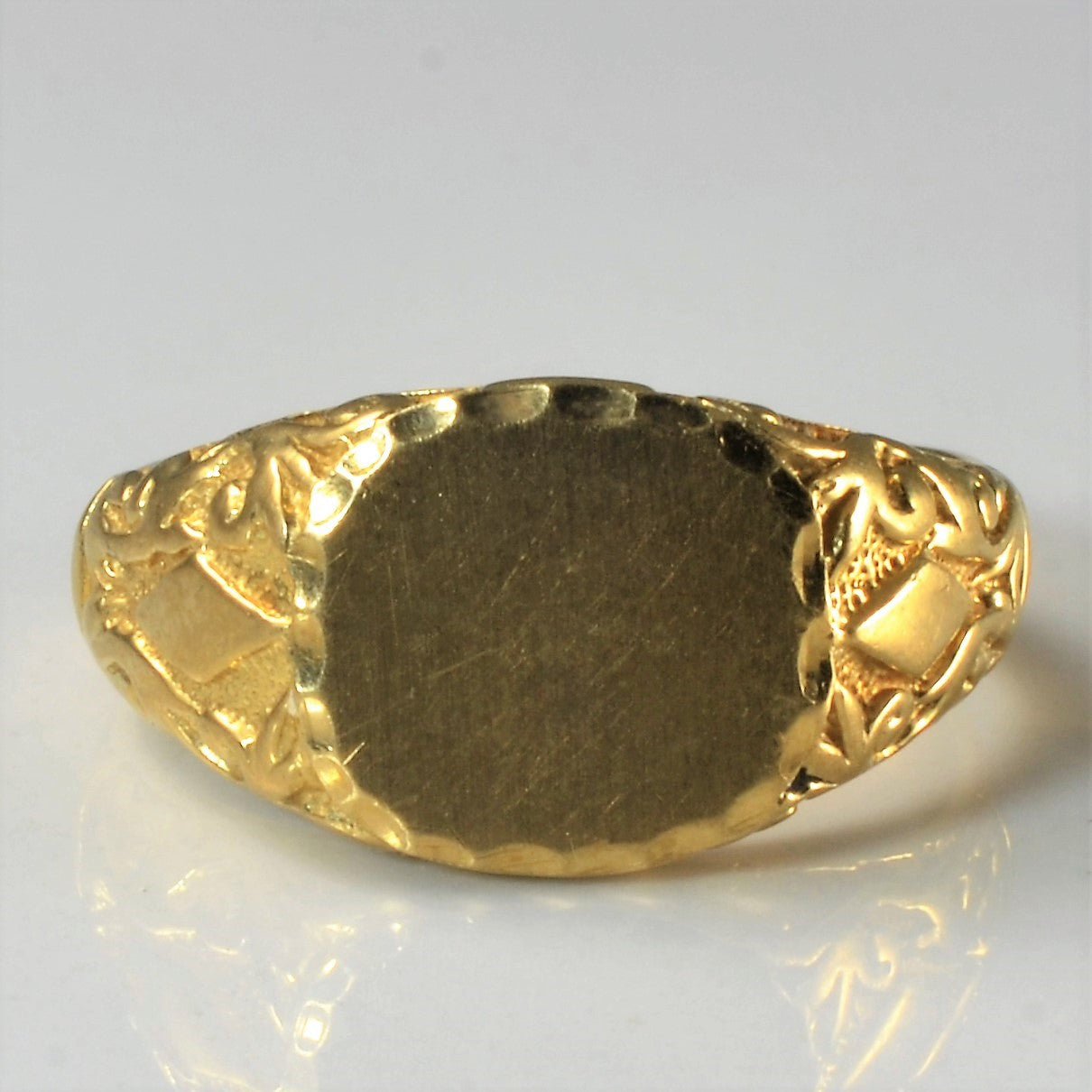 Ornate Yellow Gold Signet Ring | SZ 10.25 |