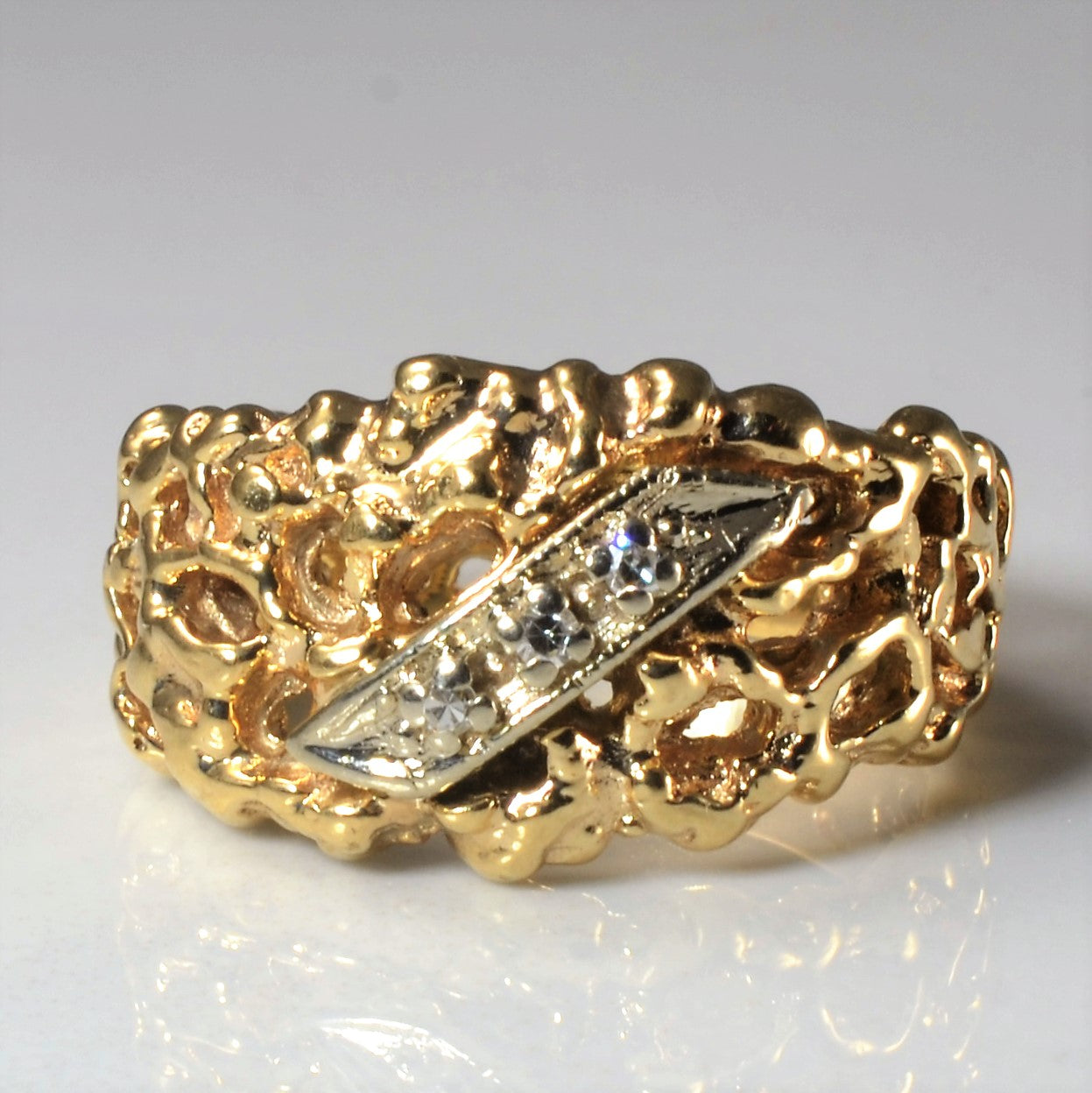Textured Diamond Ring | 0.03ctw | SZ 7 |