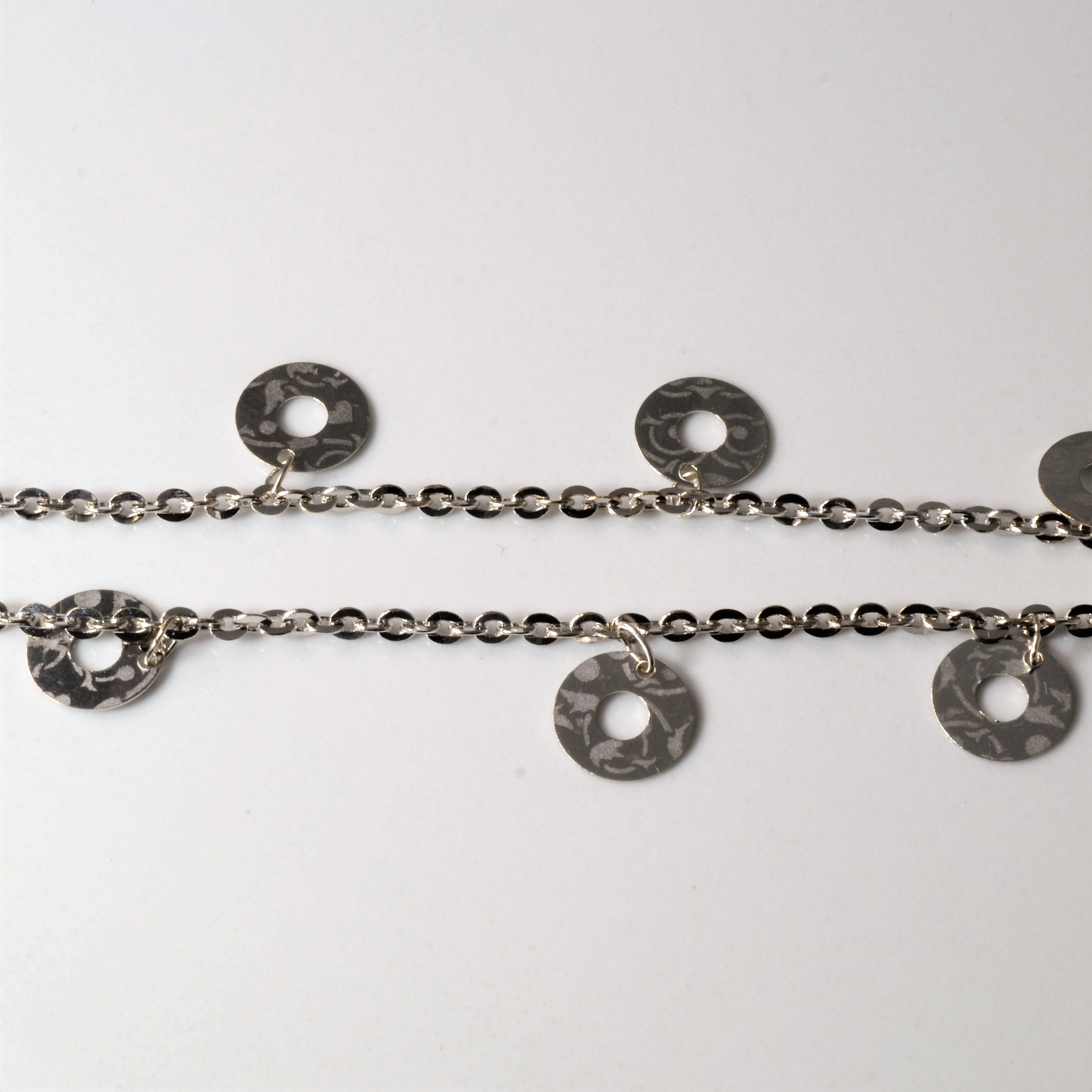 18k White Gold Patterned Disc Bracelet | 7" |