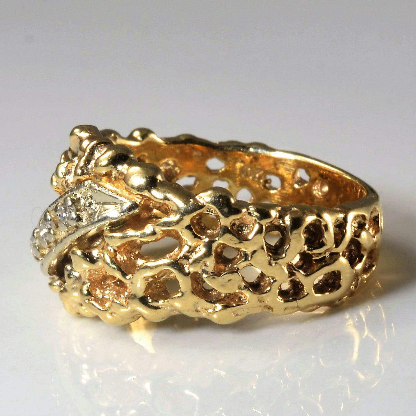 Textured Diamond Ring | 0.03ctw | SZ 7 |