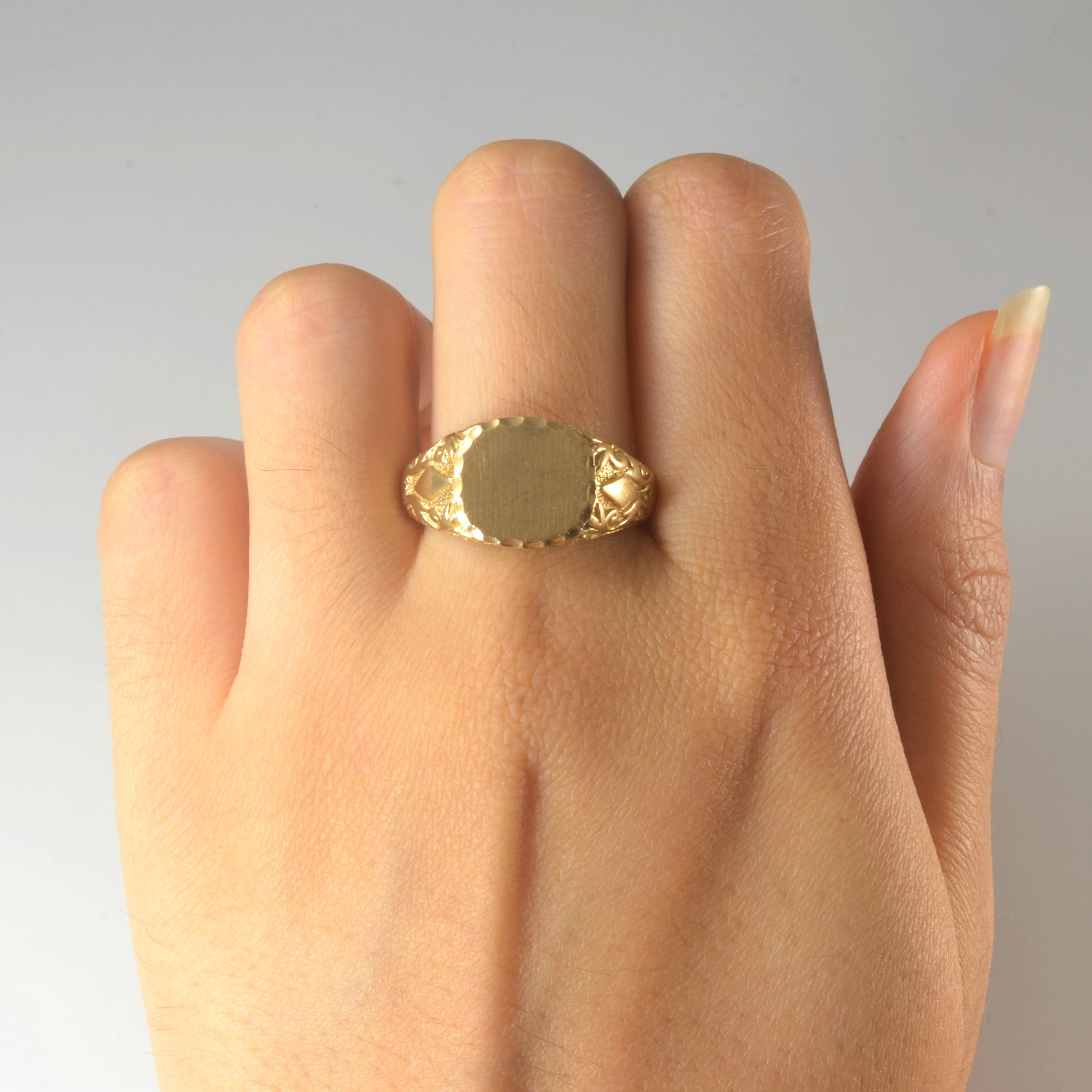 Ornate Yellow Gold Signet Ring | SZ 10.25 |