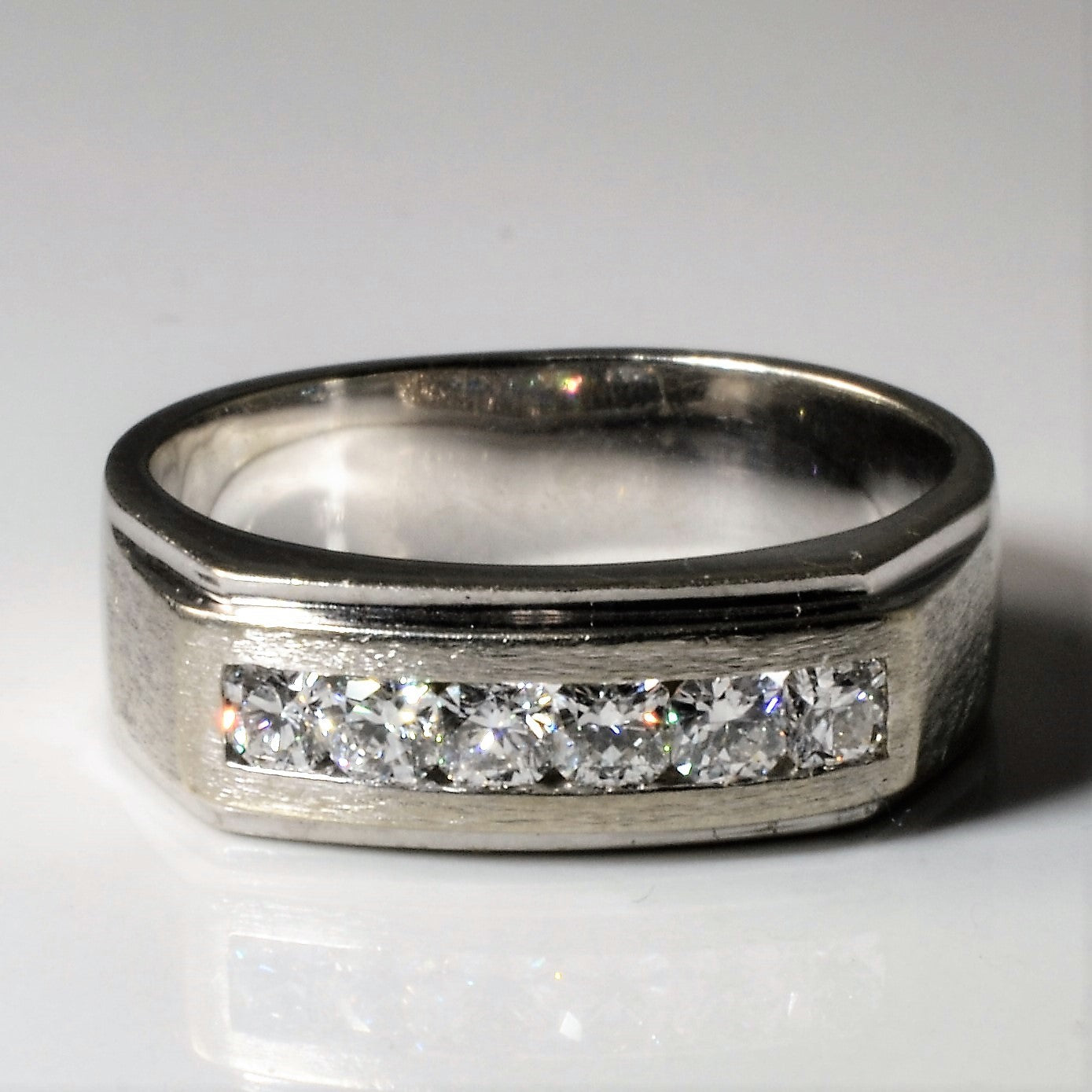 Channel Set Diamond Ring | 0.81ctw | SZ 9 |