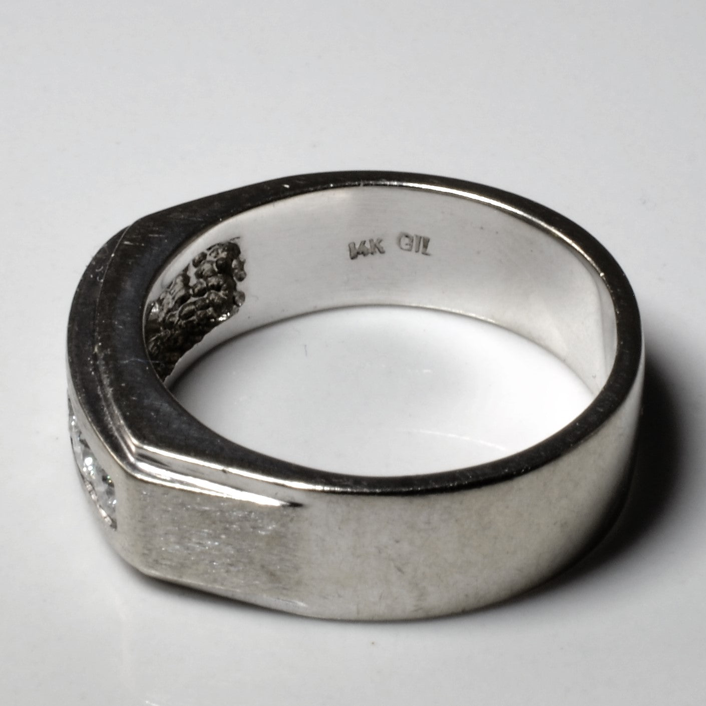 Channel Set Diamond Ring | 0.81ctw | SZ 9 |