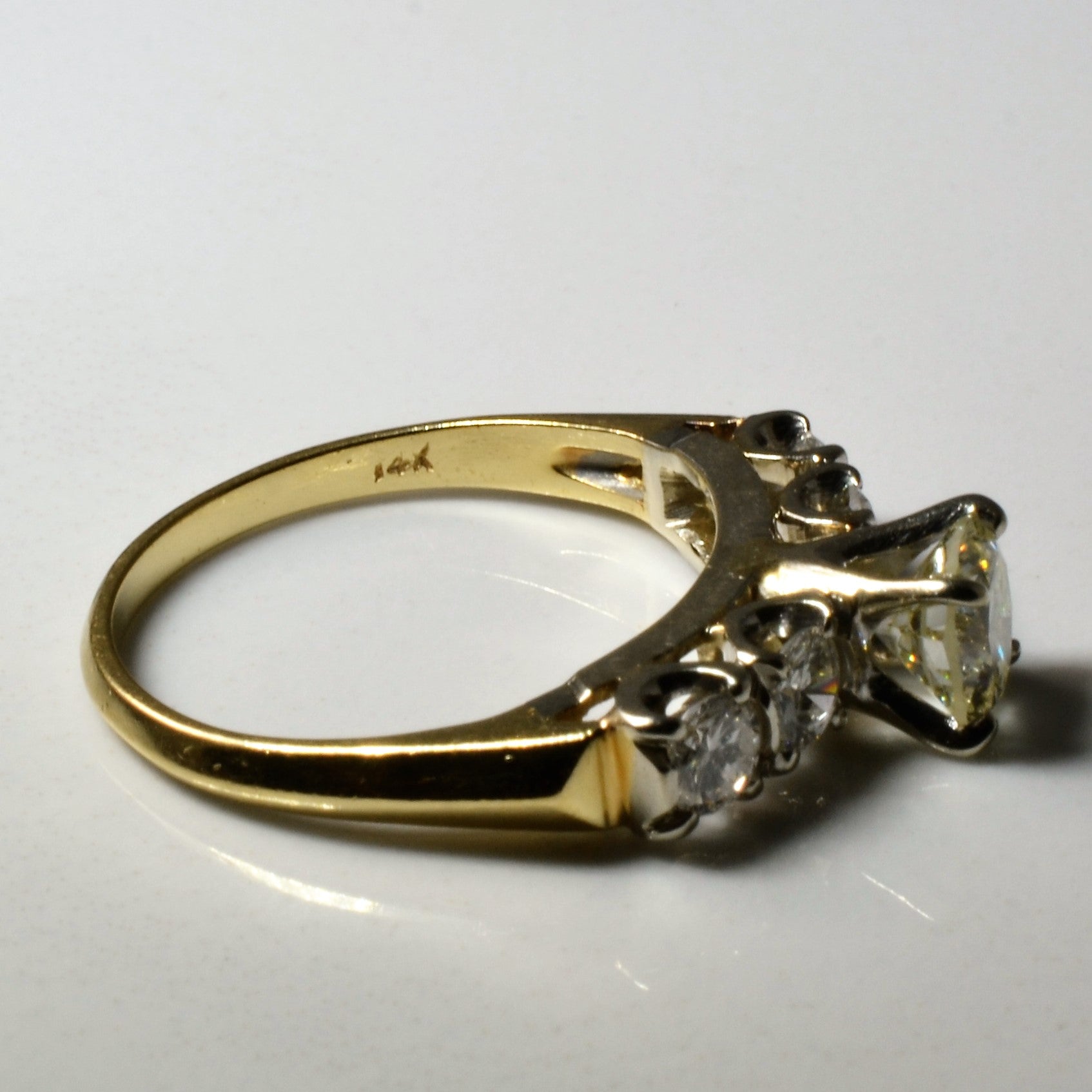 Bague de fiançailles cinq diamants | 1,54 ct au total | Taille 8,25 |