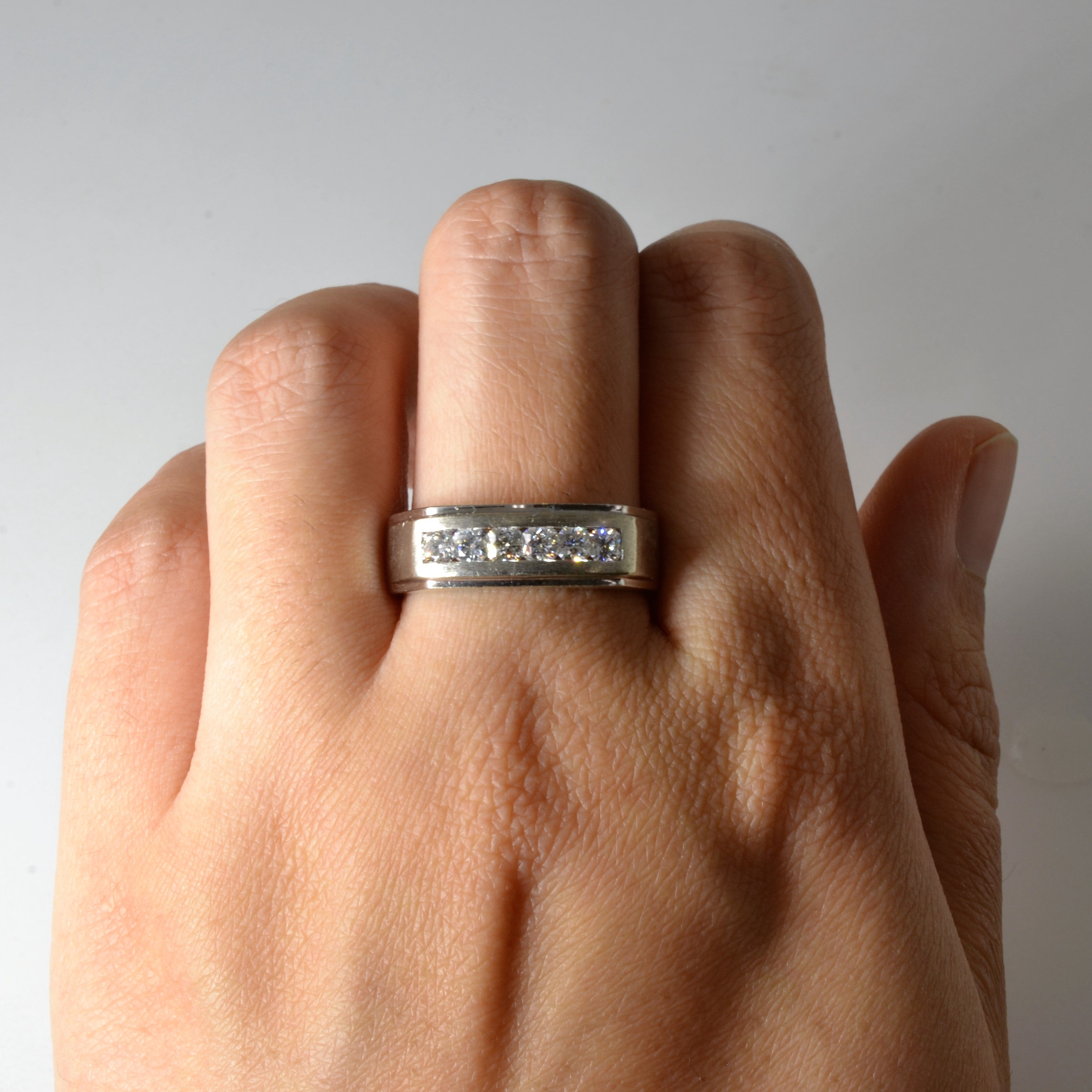 Channel Set Diamond Ring | 0.81ctw | SZ 9 |