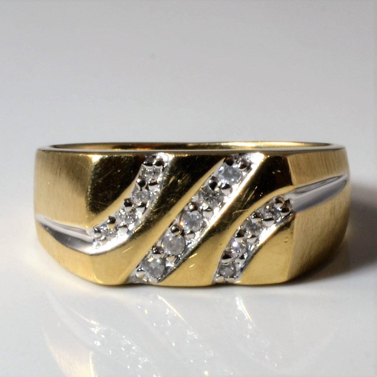 Two Tone Diamond Ring | 0.10ctw | SZ 9 |