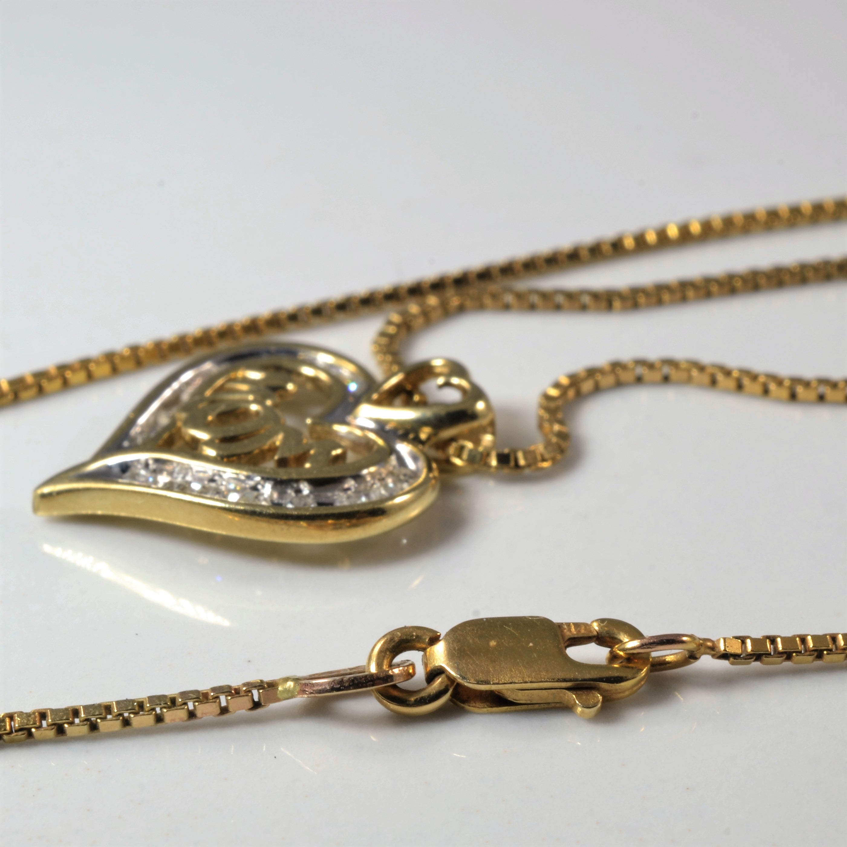 Diamond Heart Mom Necklace | 0.16ctw | 24" |