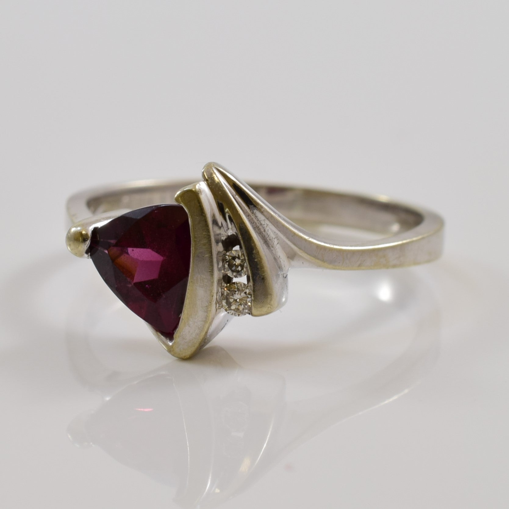 Trillion Cut Rhodolite Garnet Ring | 5.90ct, 0.02ctw | SZ 6.5 |