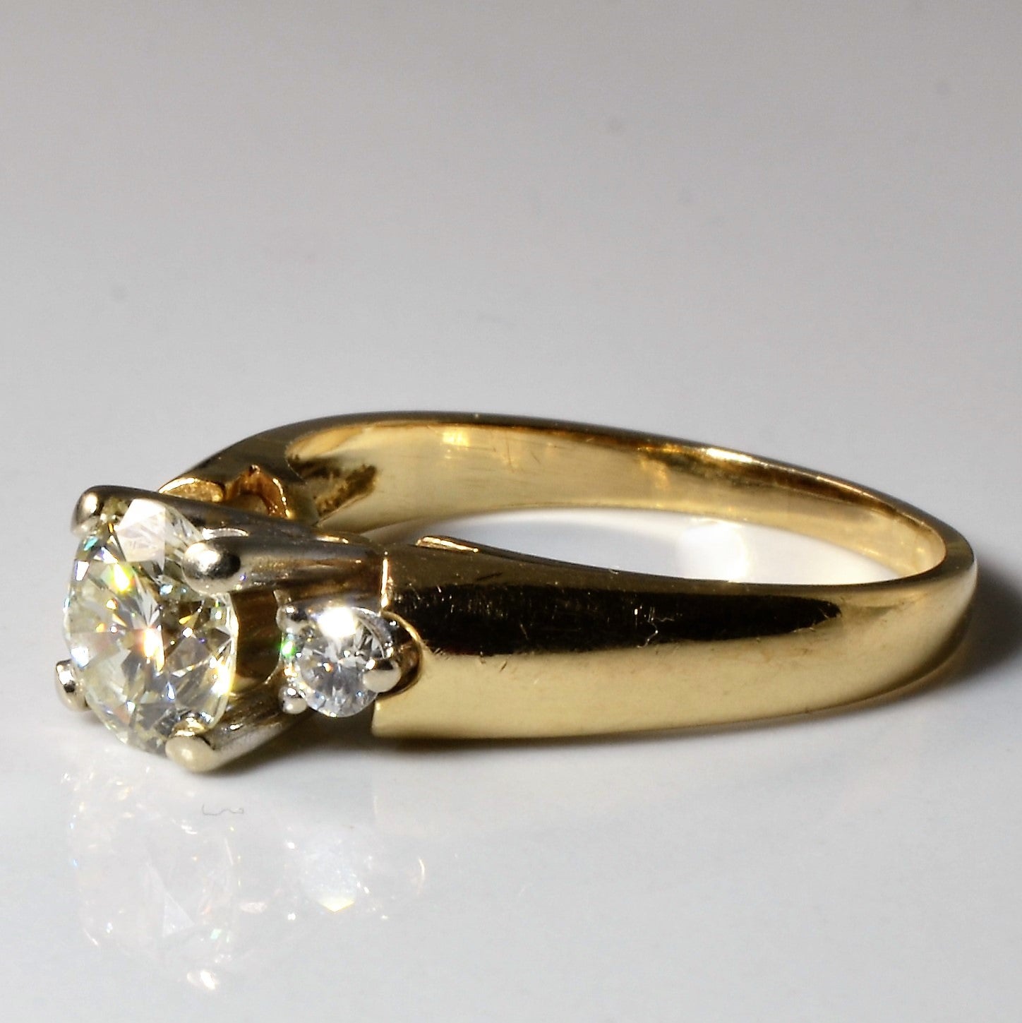 Bague conique à trois diamants | 1,21 ct | Taille 7 |
