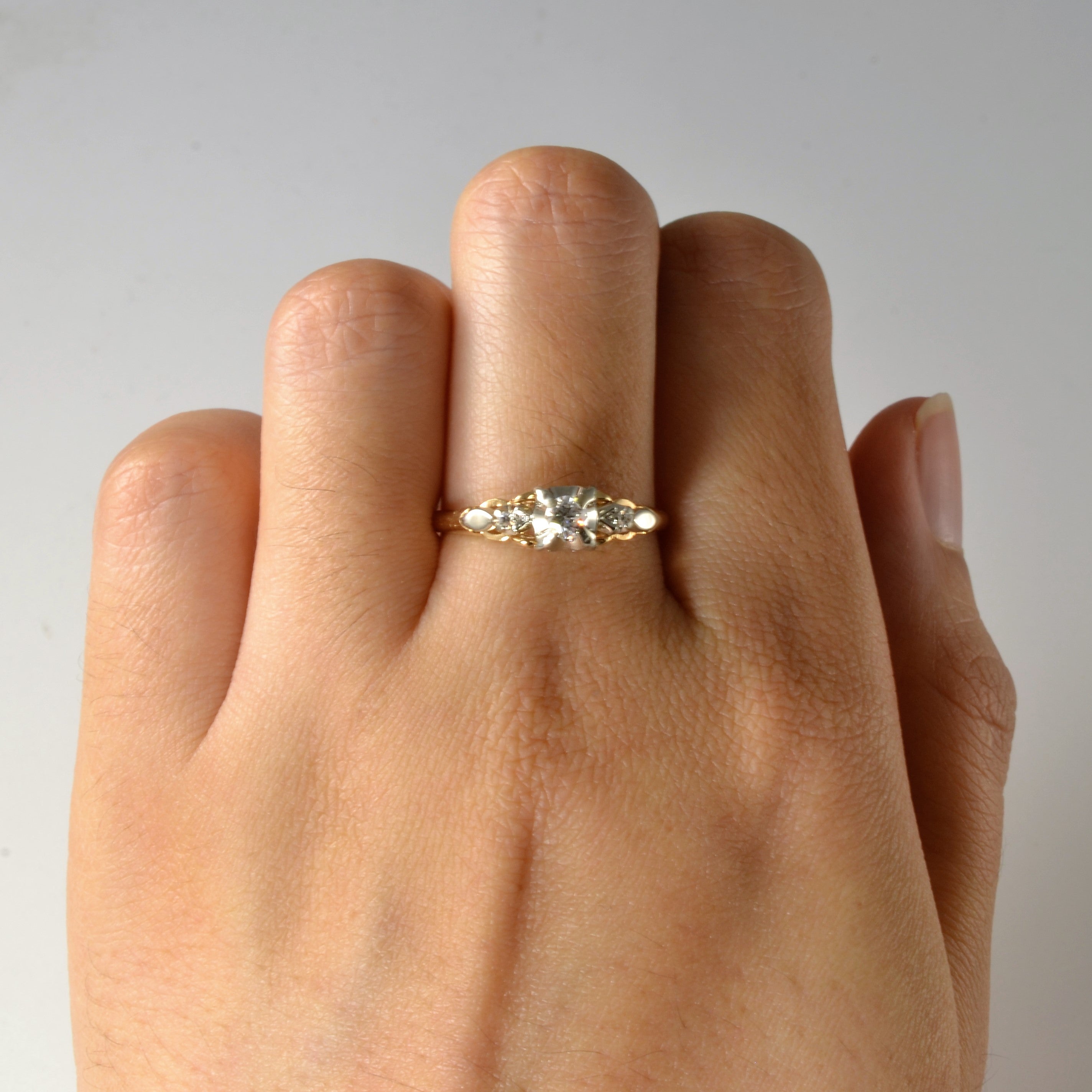 Three Stone Diamond Ring | 0.17ctw | SZ 8.25 |