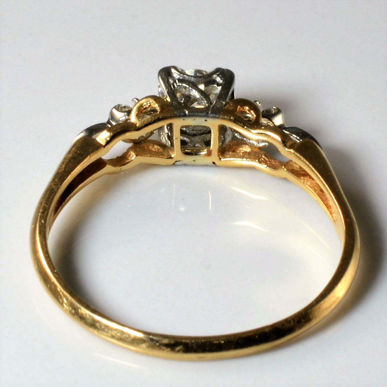 Three Stone Diamond Ring | 0.17ctw | SZ 8.25 |