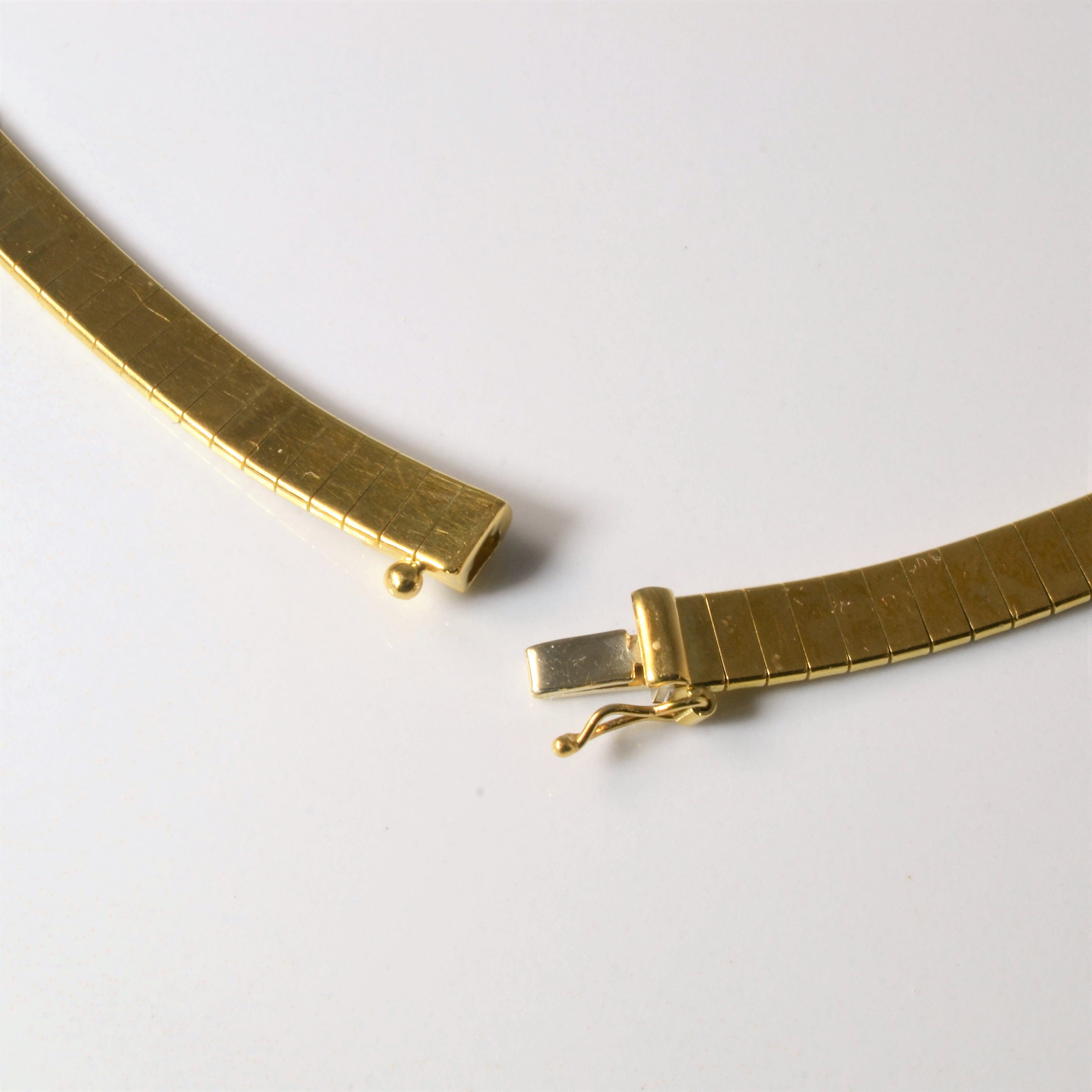 *Vente de mai manquante* Chaîne Omega en or jaune 18 carats | 17" |