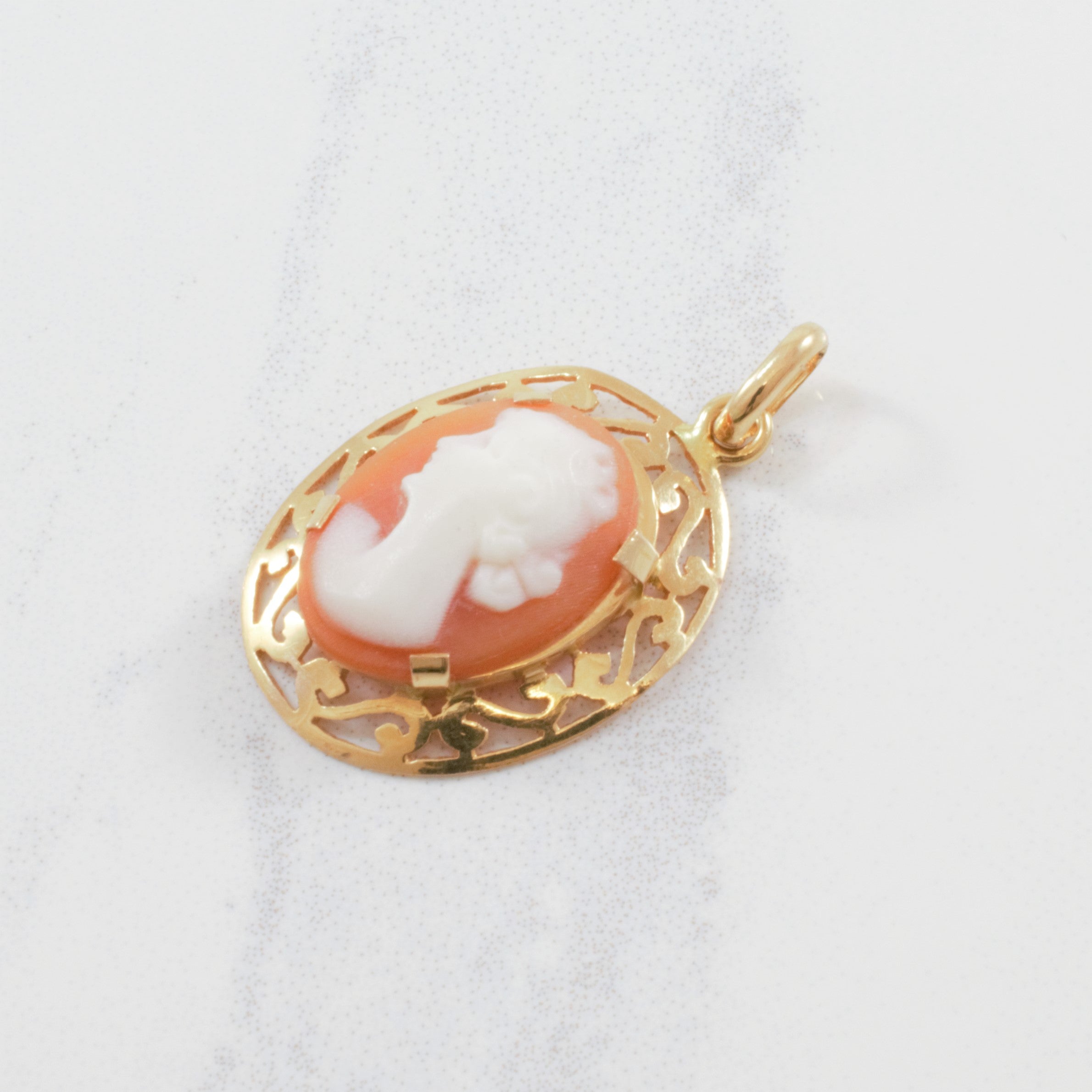 Retro Era Filigree Cameo Pendant