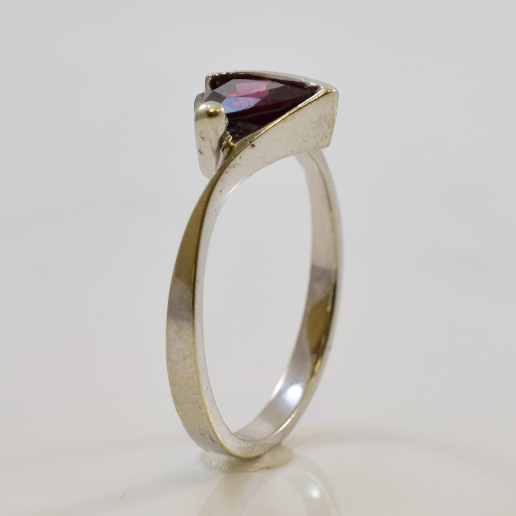 Trillion Cut Rhodolite Garnet Ring | 5.90ct, 0.02ctw | SZ 6.5 |