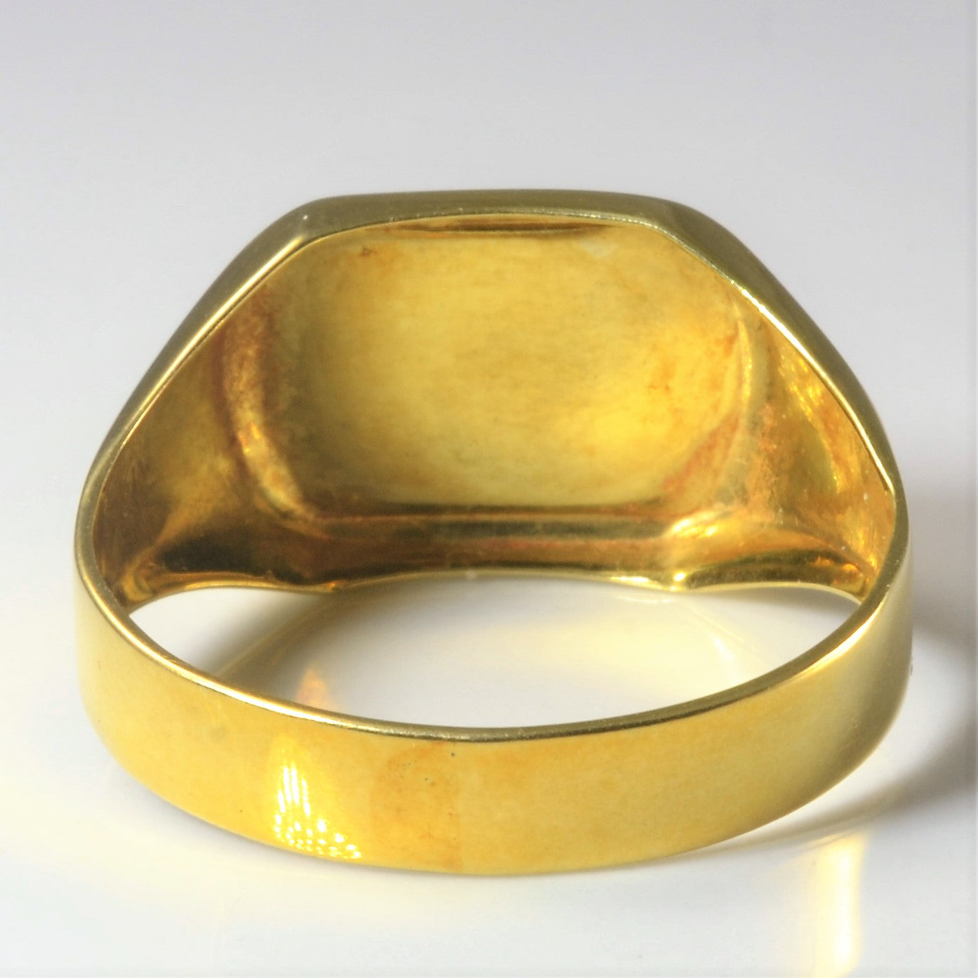 14k Yellow Gold Signet Ring | SZ 11.75 |