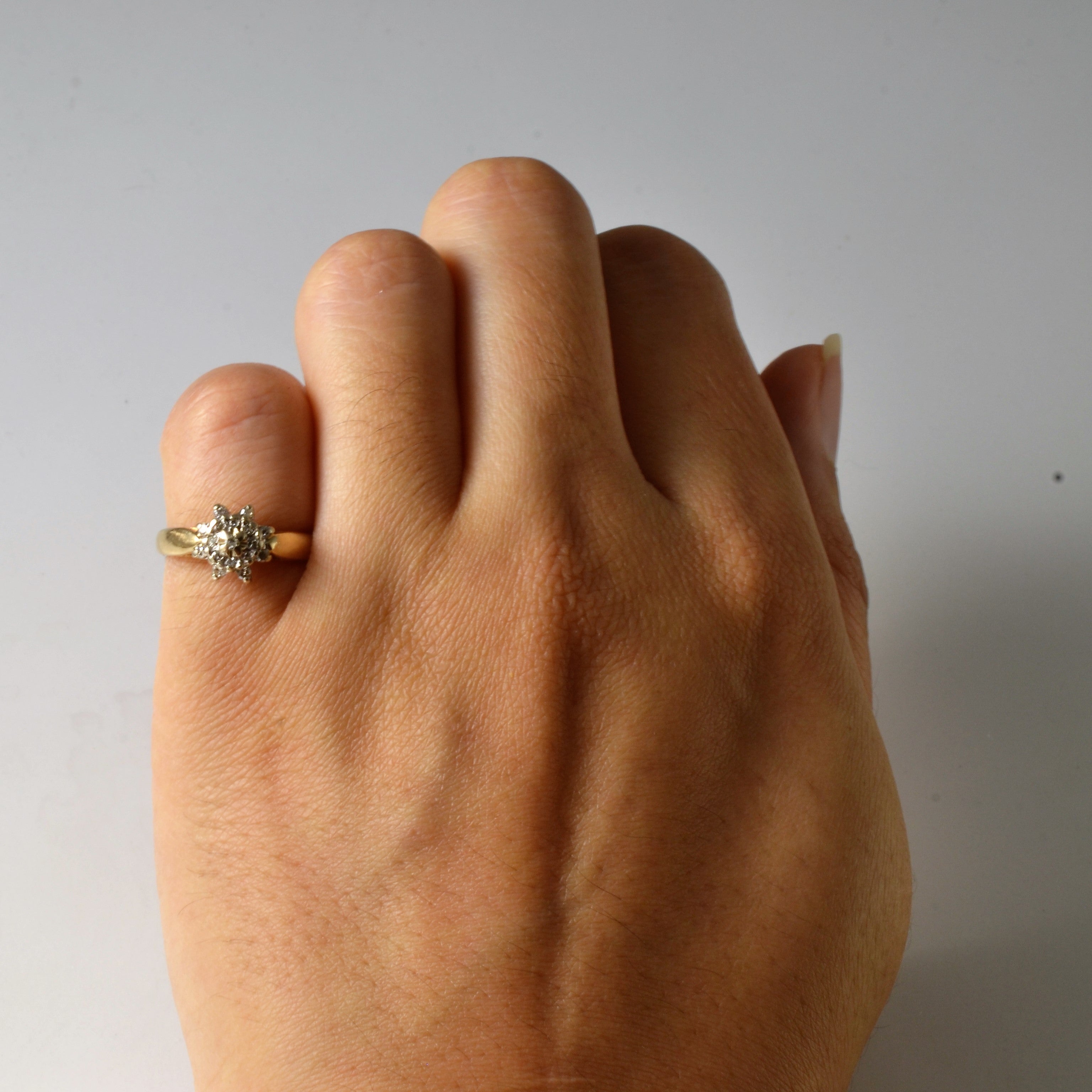 Diamond Cluster Ring | 0.065ctw | SZ 3.5 |
